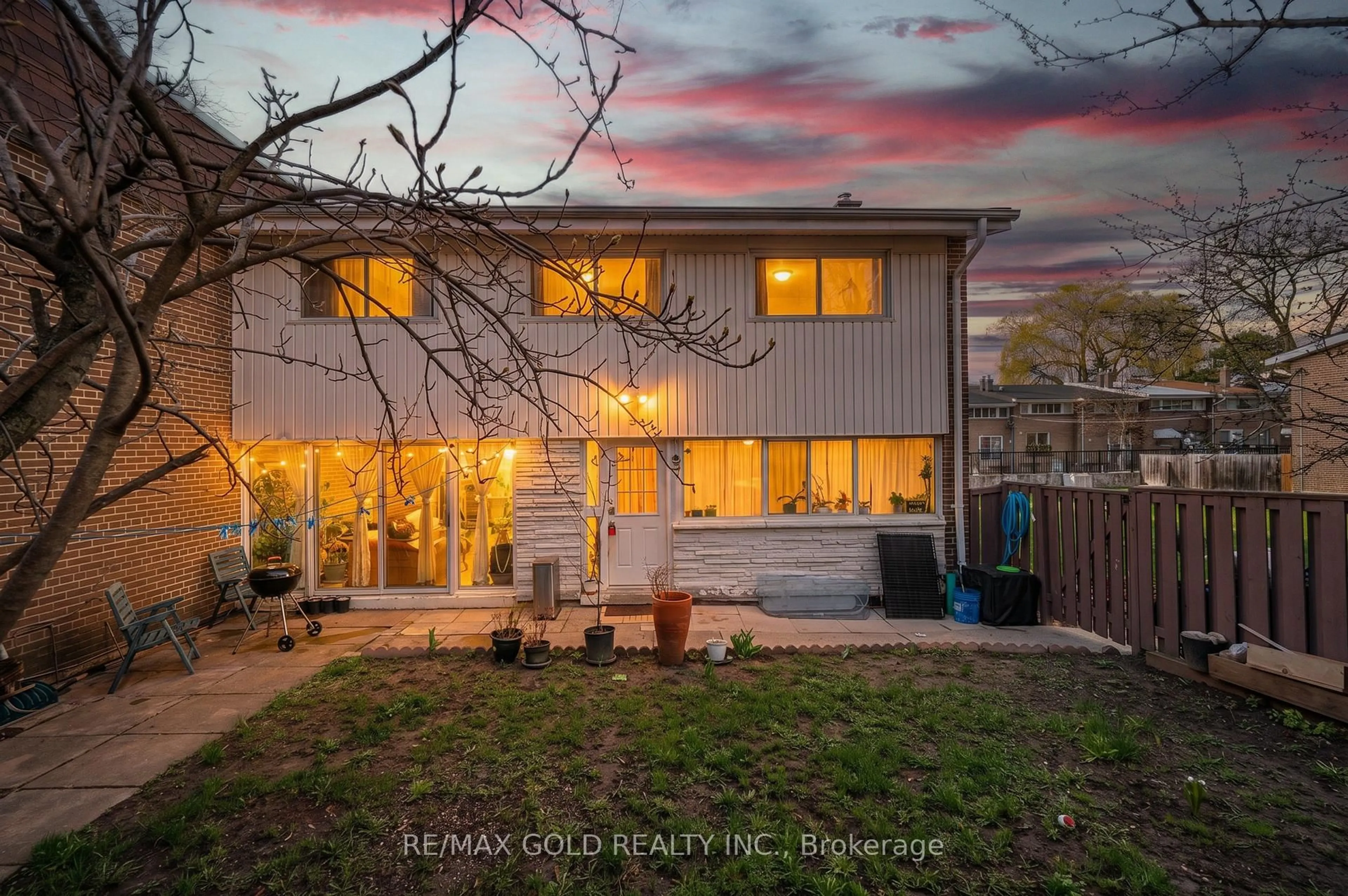 A pic from outside/outdoor area/front of a property/back of a property/a pic from drone, street for 30 Sentinel Rd #2, Toronto Ontario M3M 2Y8