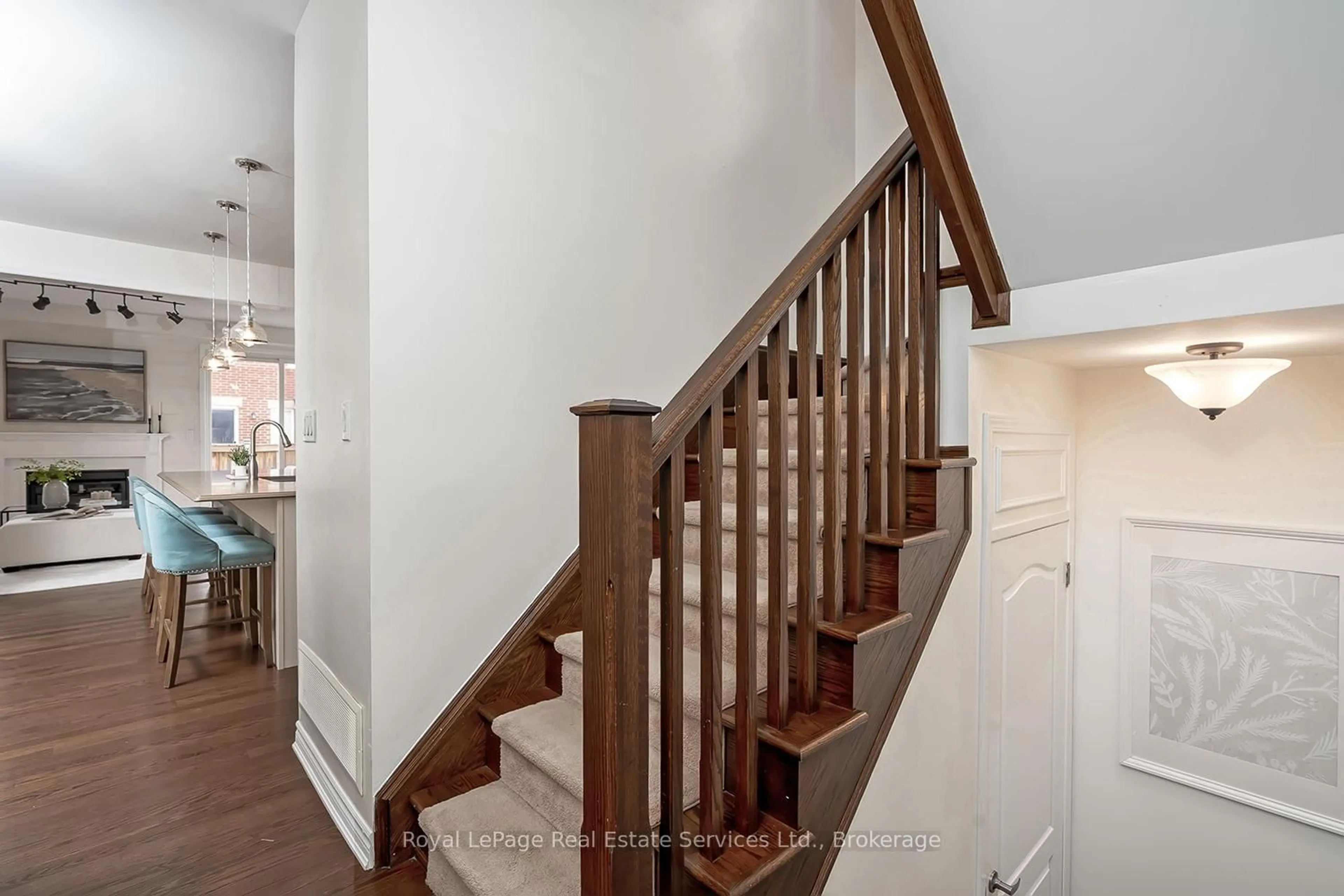 Stairs for 1522 Tough Gate, Milton Ontario L9T 8Y6