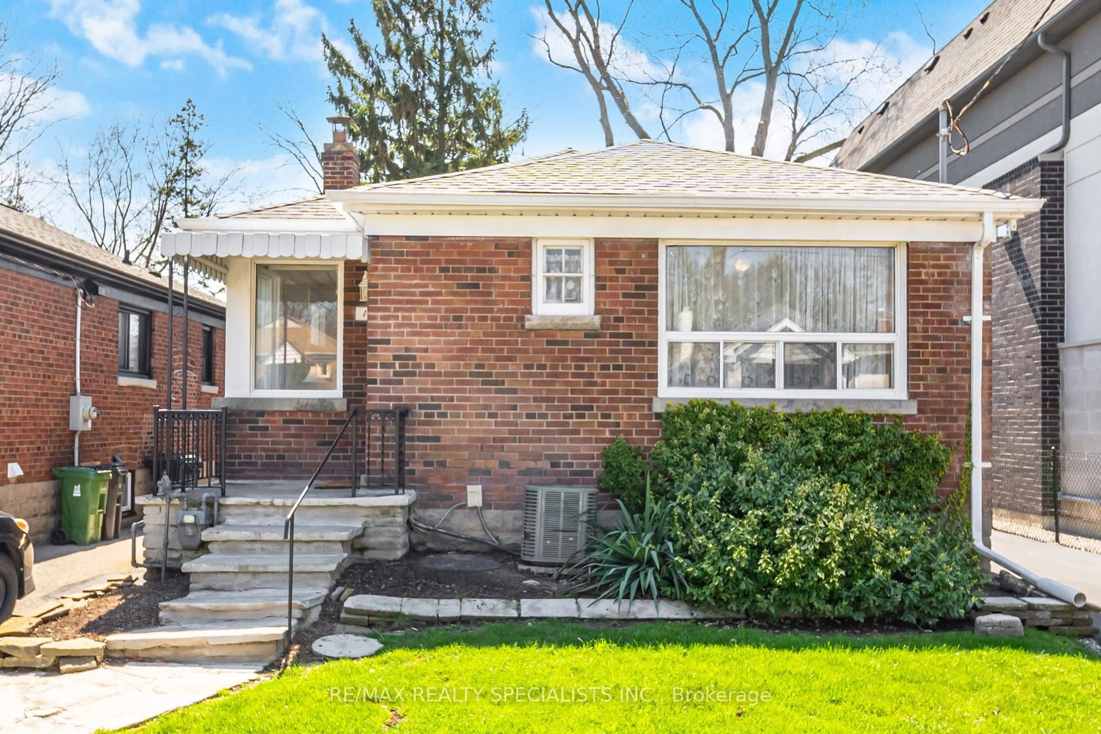 Home with brick exterior material, street for 15 Struthers St, Toronto Ontario M8V 1Y2