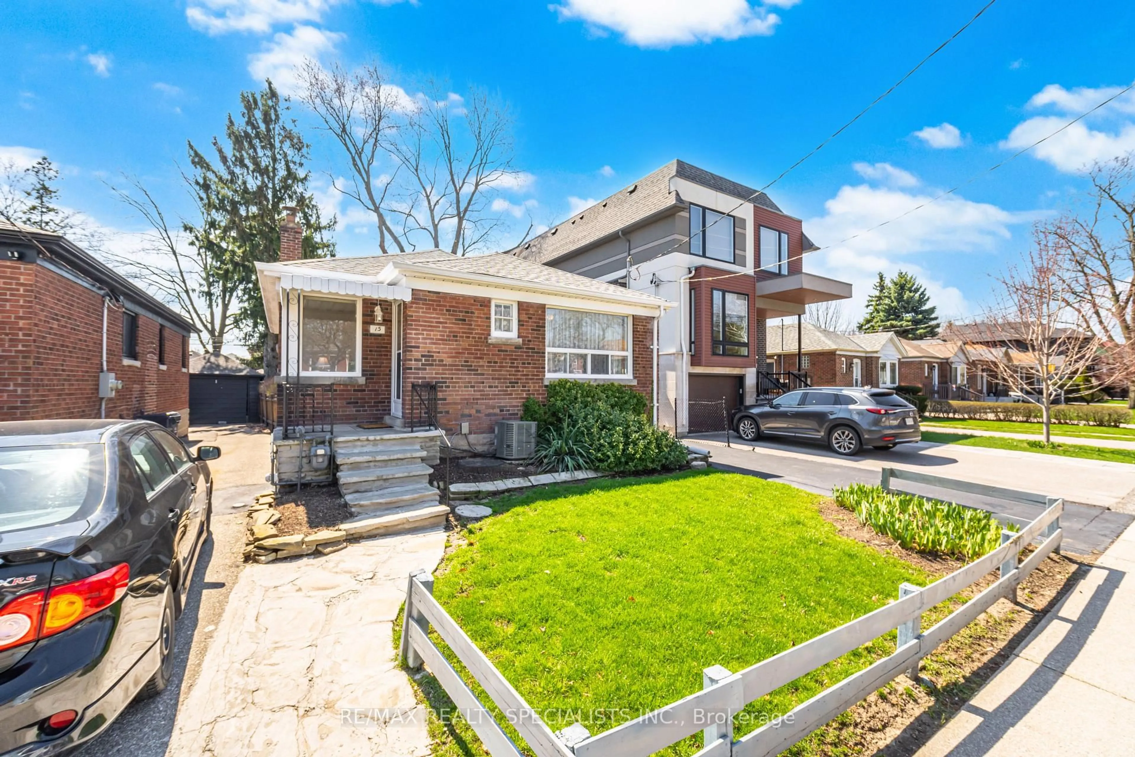 Home with brick exterior material, street for 15 Struthers St, Toronto Ontario M8V 1Y2
