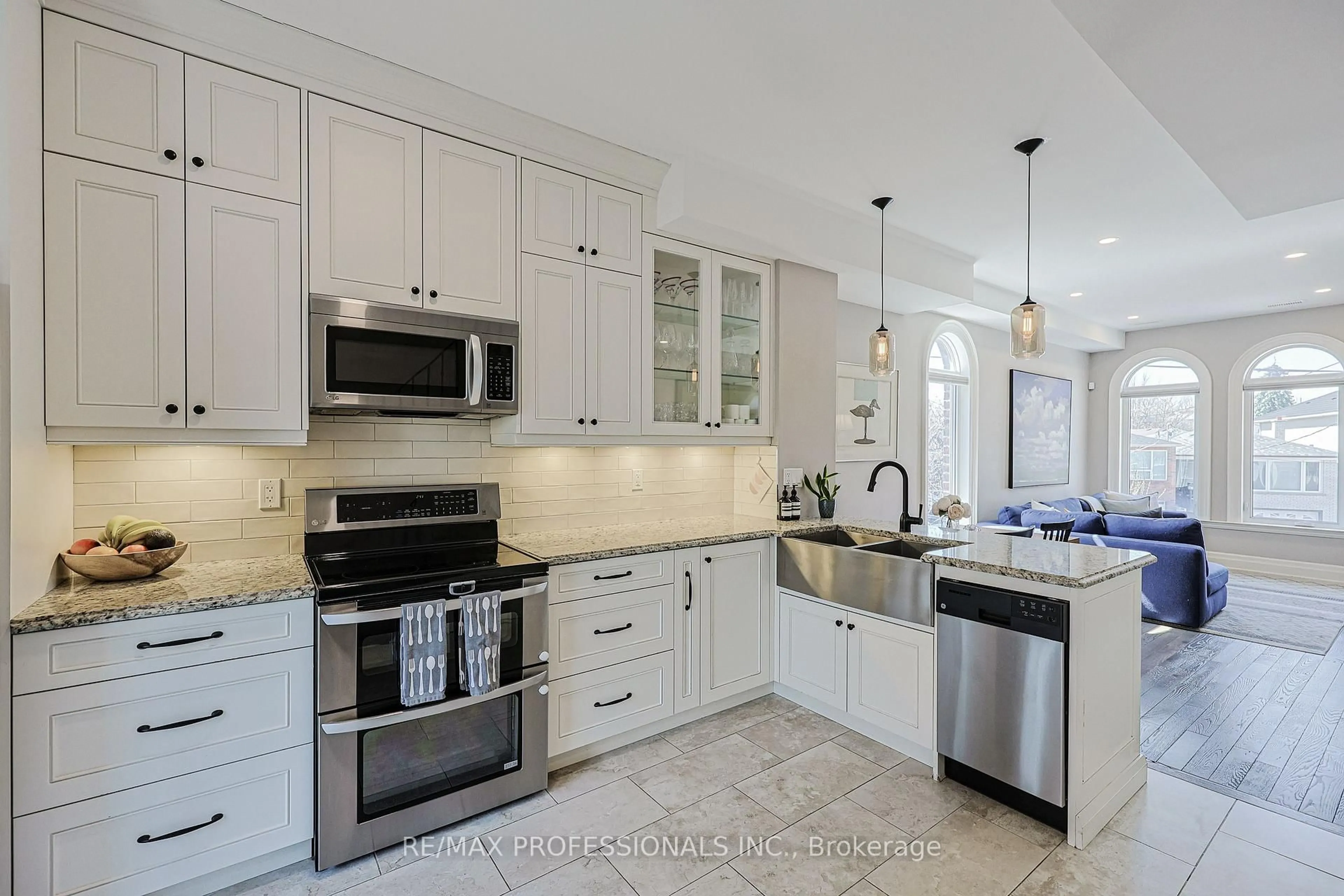 Open concept kitchen, ceramic/tile floor for 9B Harlton Cres, Toronto Ontario M6M 1L2