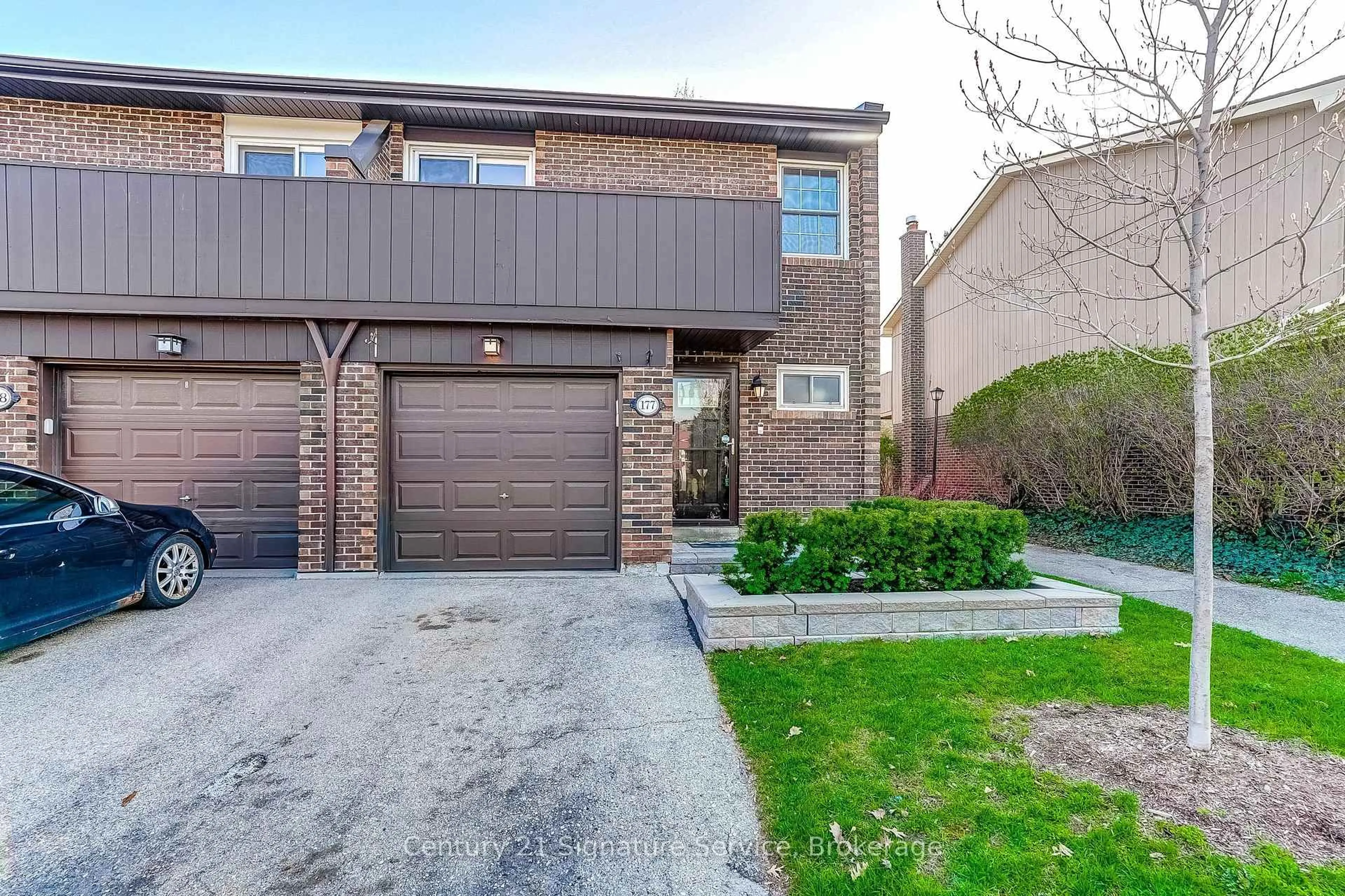 Home with brick exterior material, street for 1951 Rathburn Rd #177, Mississauga Ontario L4W 2N9