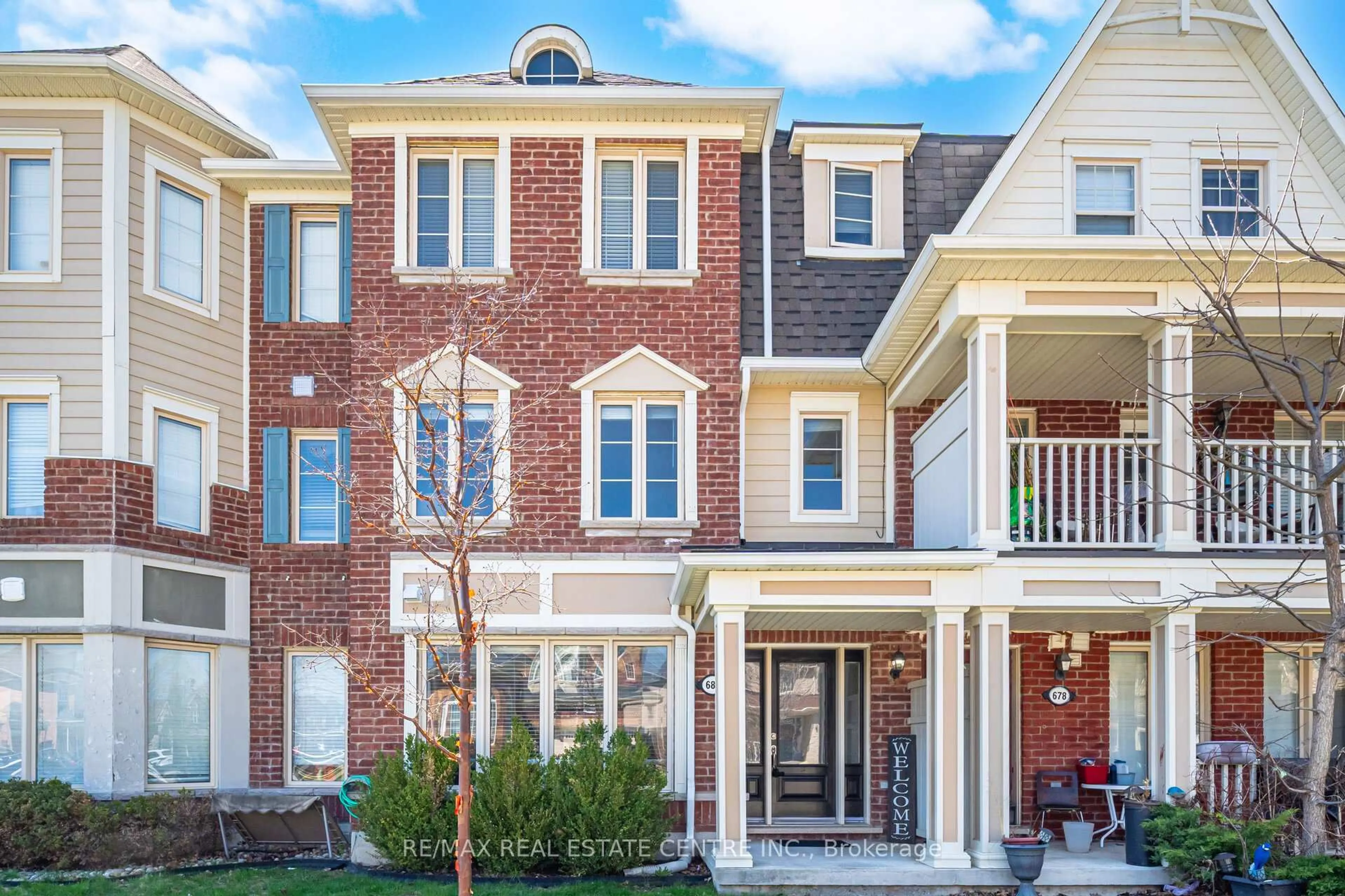 Home with brick exterior material, street for 680 Mceastern Path, Milton Ontario L9T 0G4