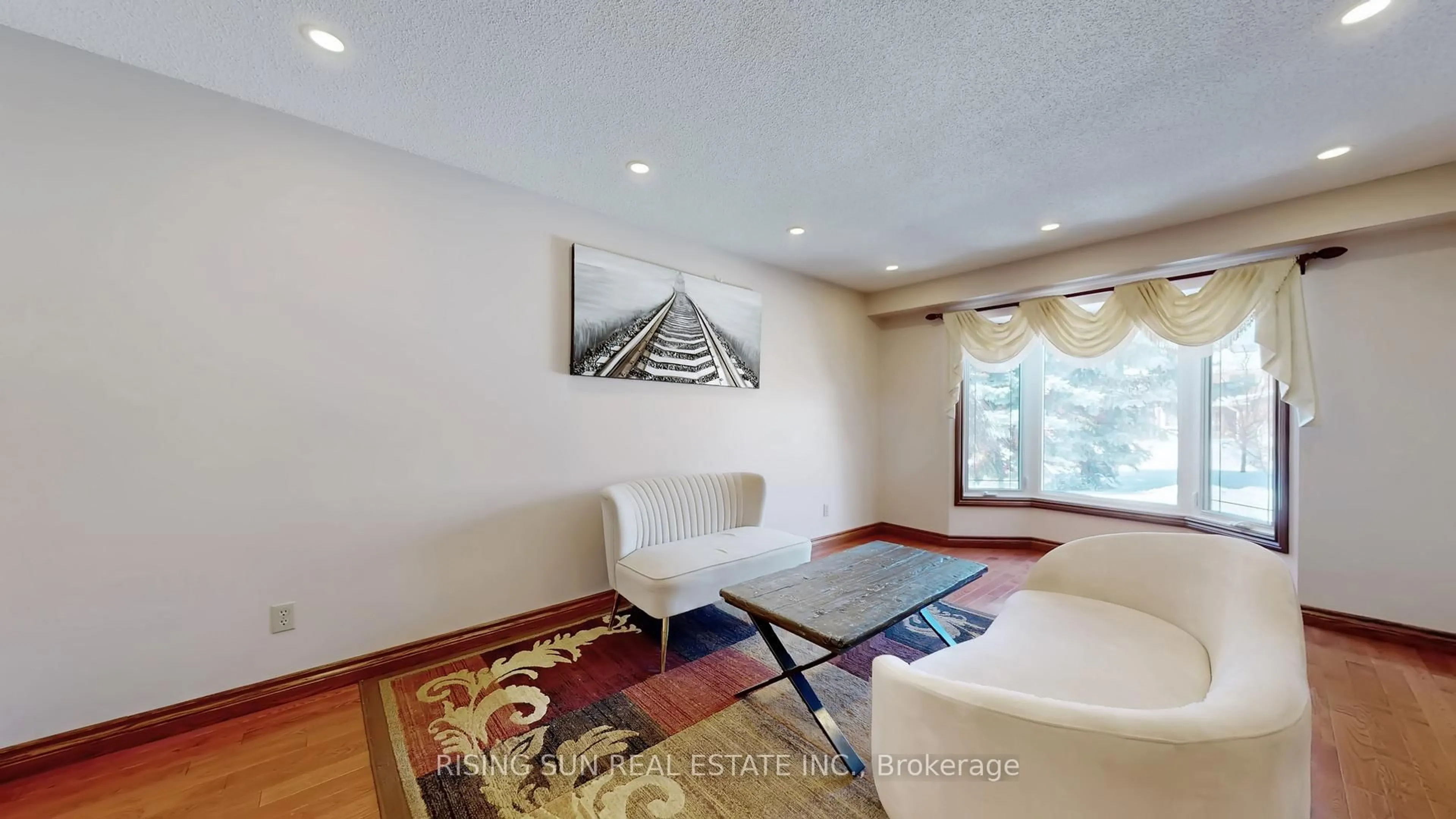 Living room with furniture, unknown for 122 Barr Cres, Brampton Ontario L6Z 3C8