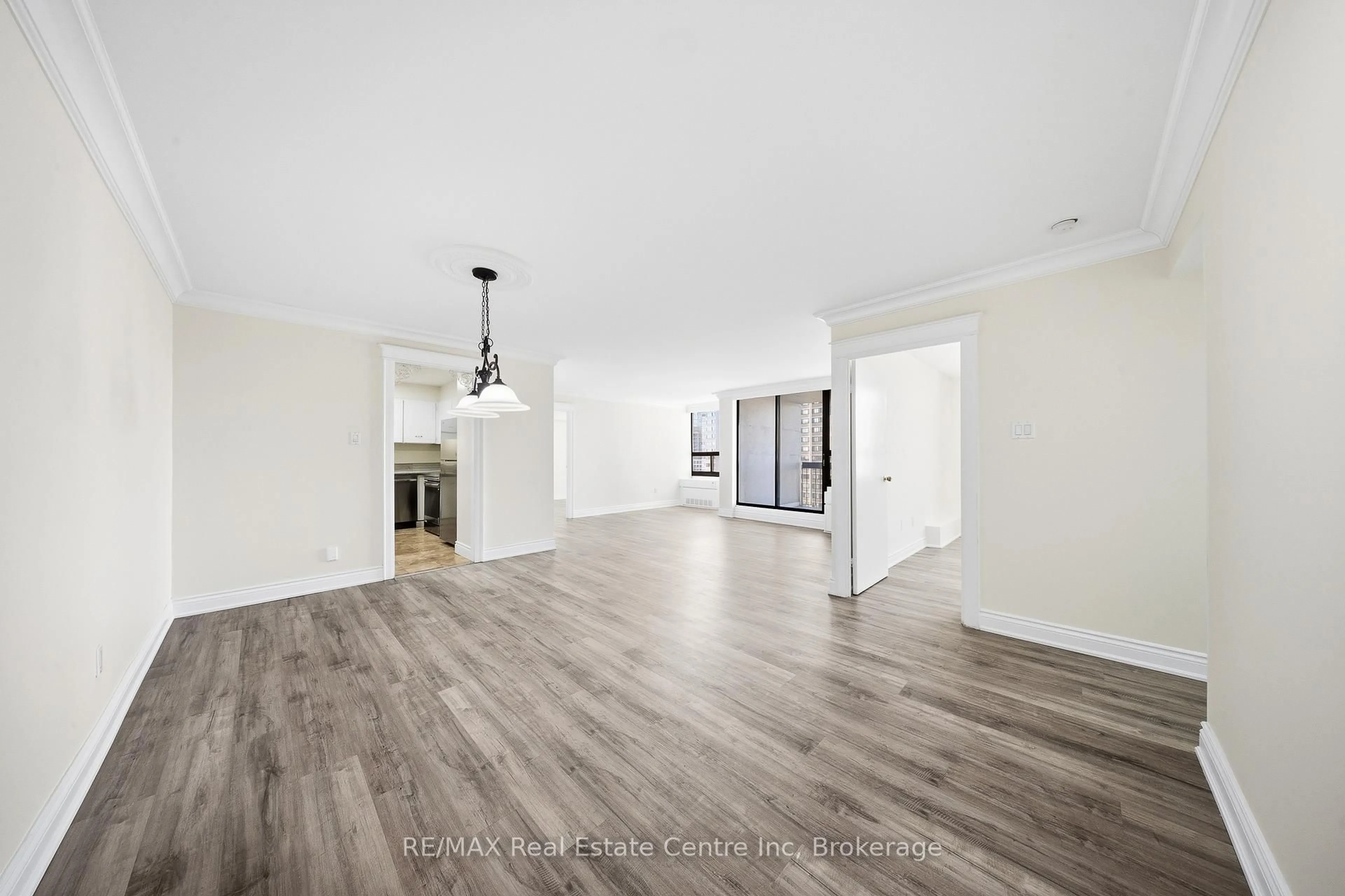 Unknown for 20 Mississauga Valley Blvd #1204, Mississauga Ontario L5A 3S1