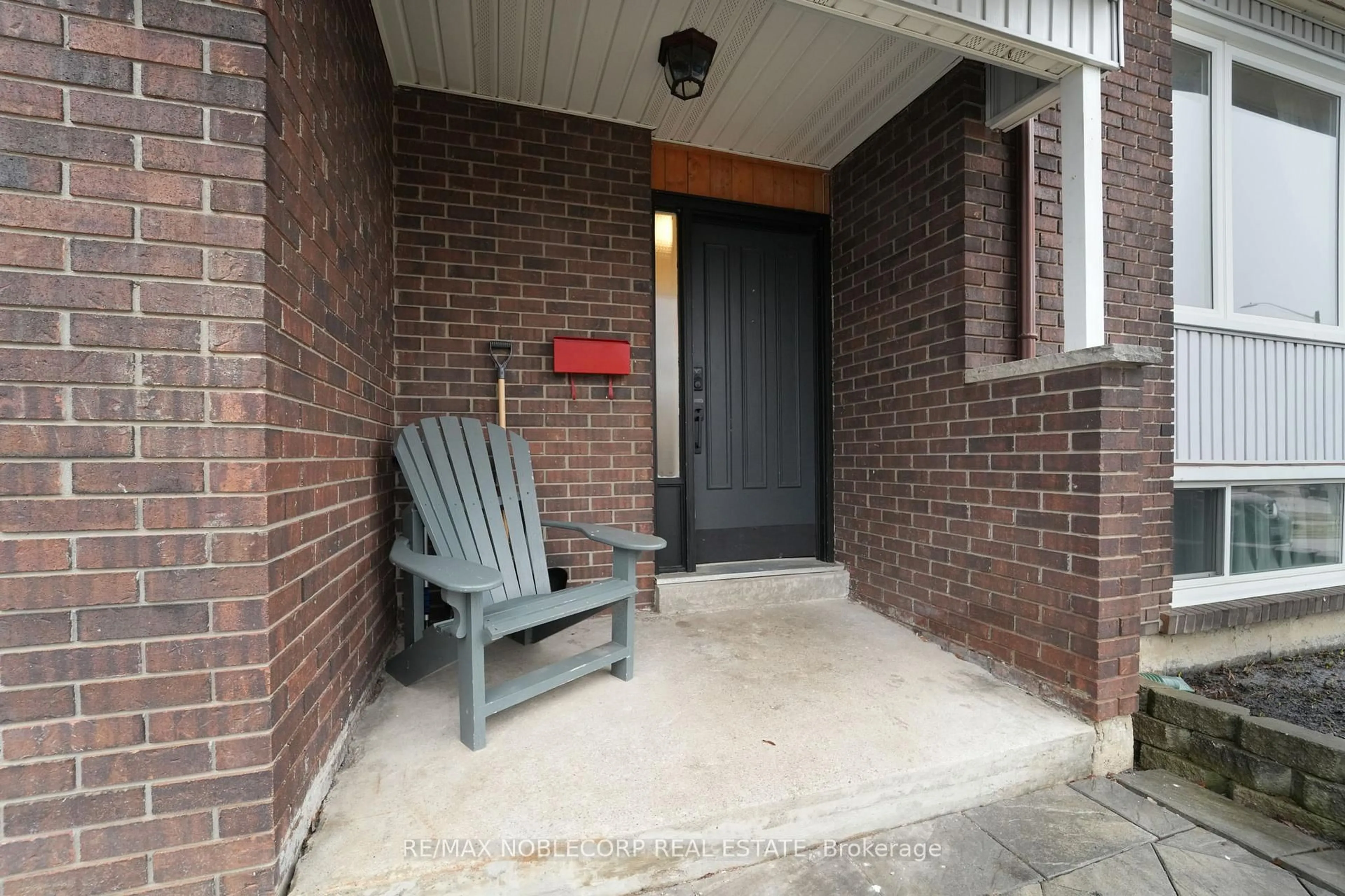 Unknown for 115 Elgin Dr, Brampton Ontario L6Y 2E6