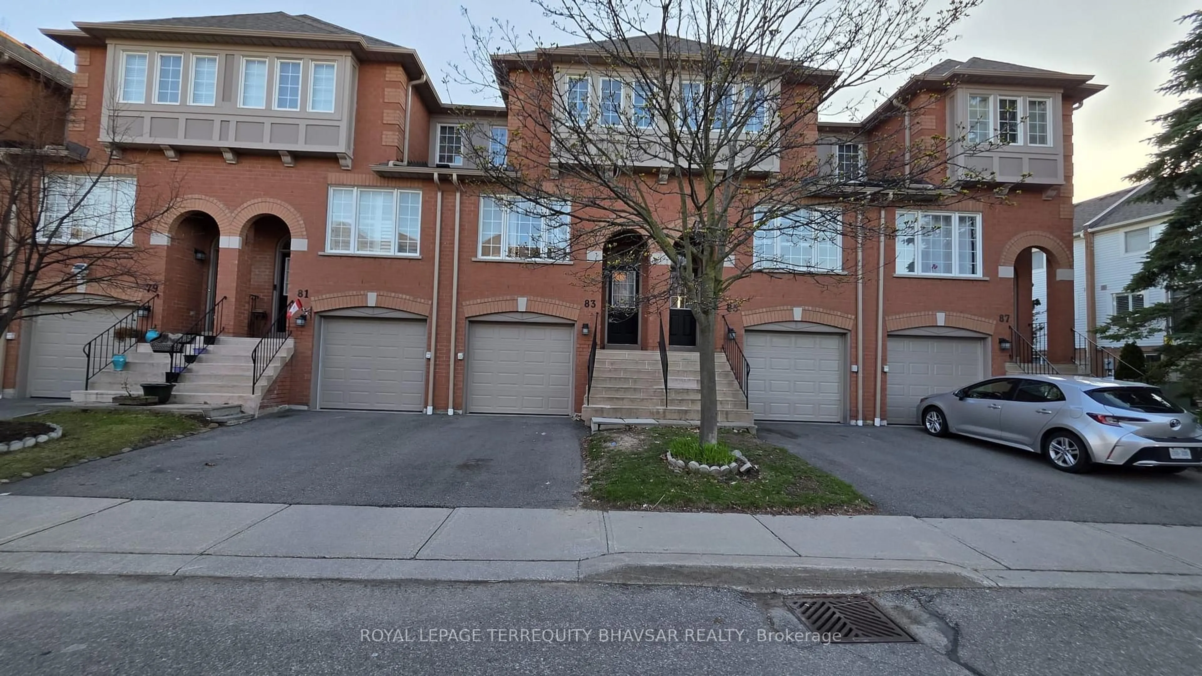 A pic from outside/outdoor area/front of a property/back of a property/a pic from drone, street for 5030 Heatherleigh Ave #83, Mississauga Ontario L5V 2G7