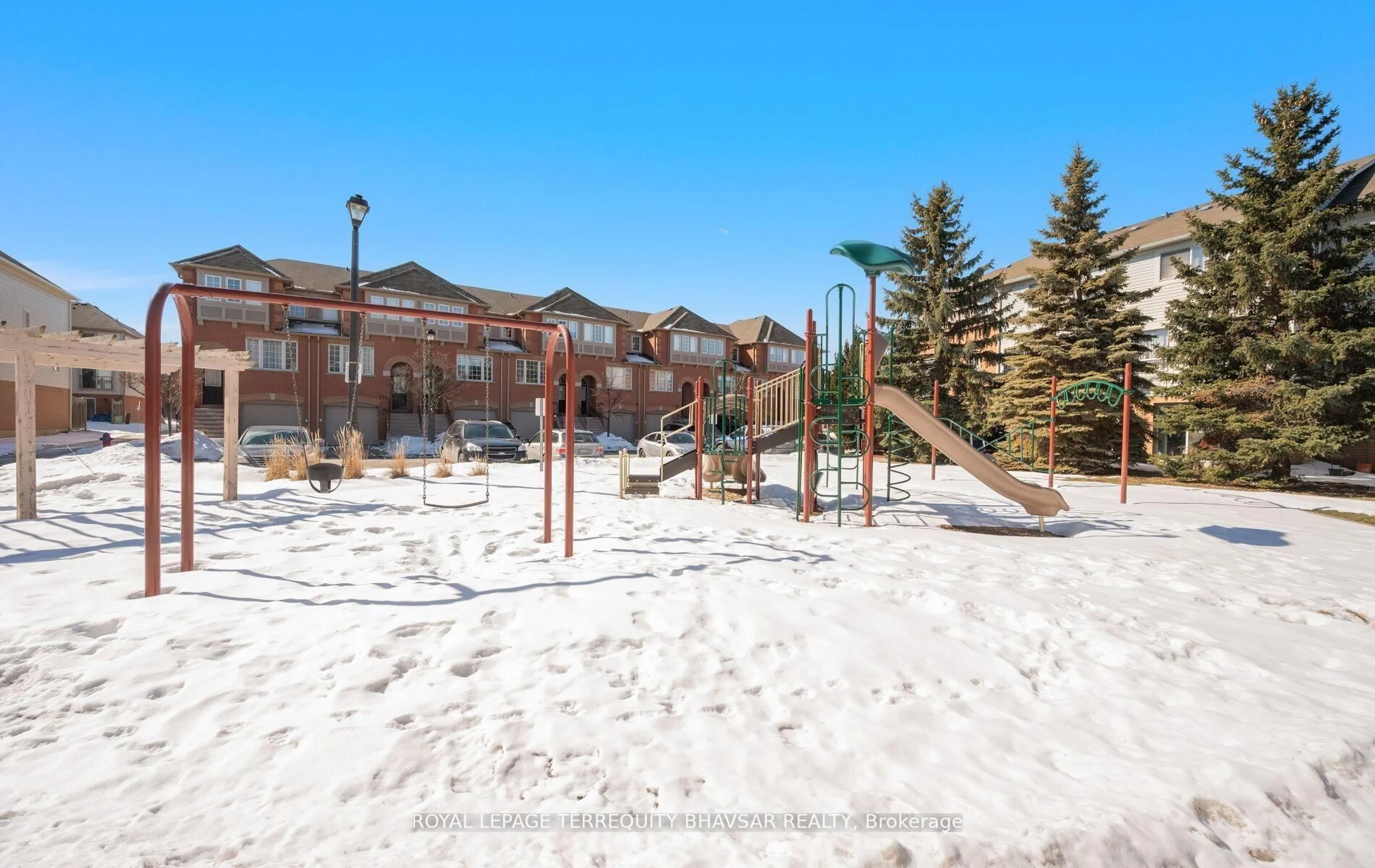 Patio, mountain view for 5030 Heatherleigh Ave #83, Mississauga Ontario L5V 2G7