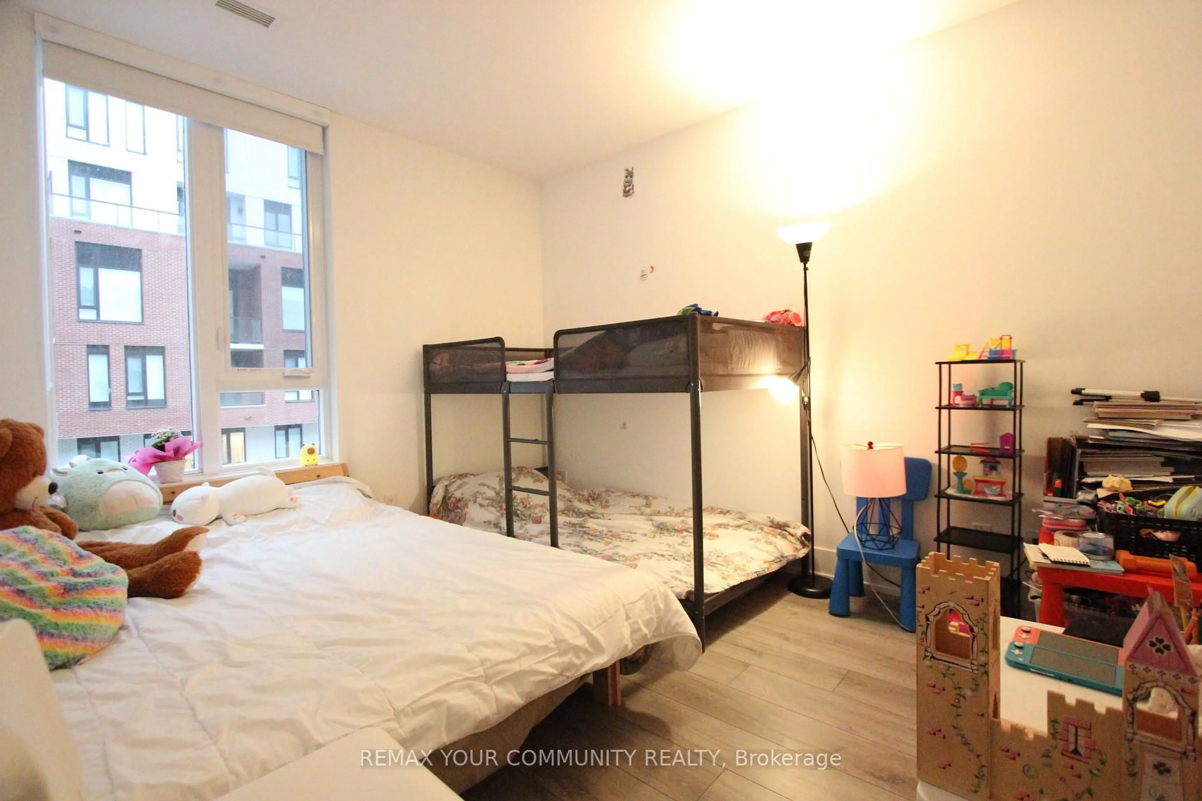 A pic of a room for 3100 Keele St #504, Toronto Ontario M3M 2H4