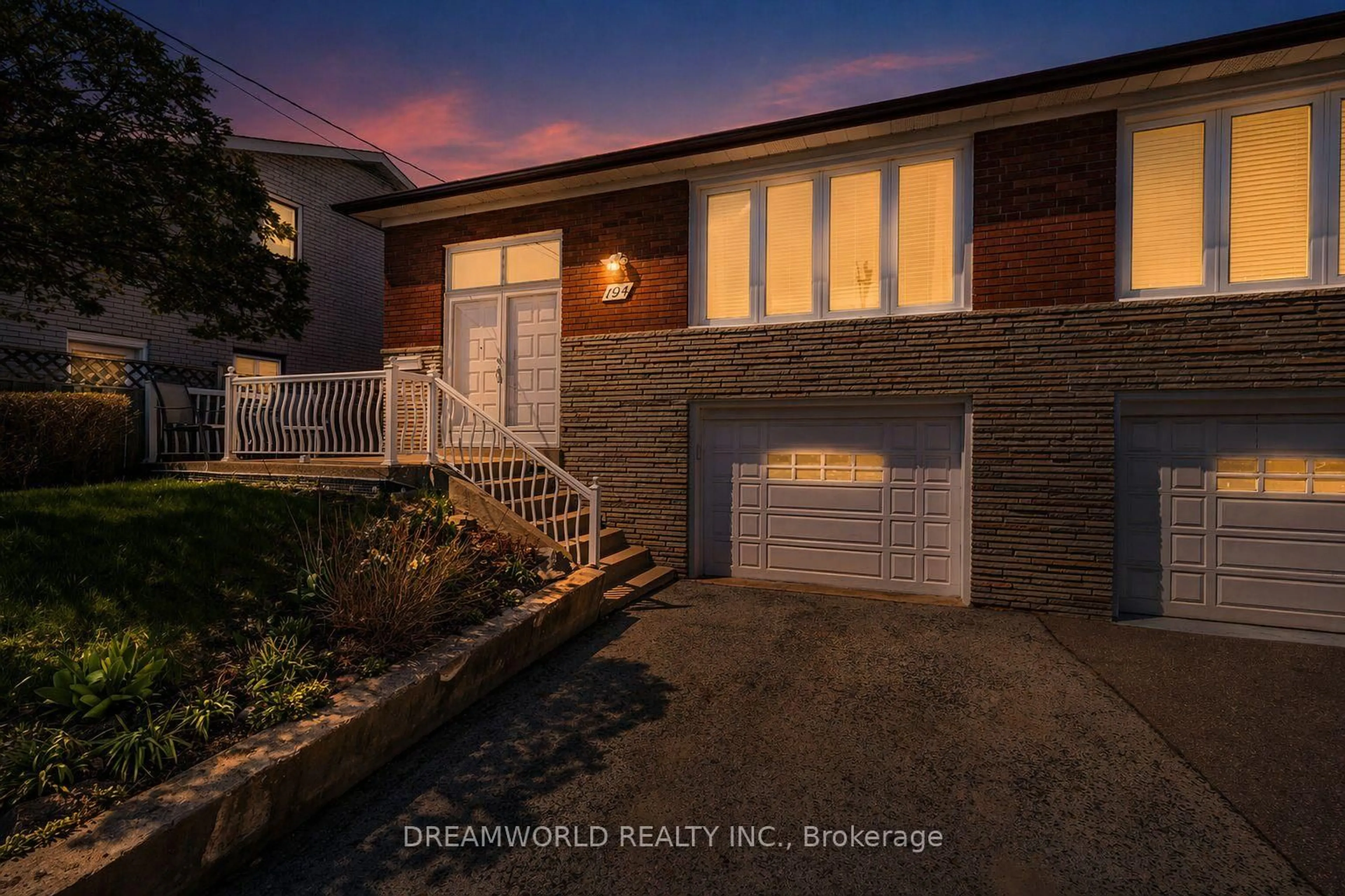 Home with brick exterior material, street for 194 Giltspur Dr, Toronto Ontario M3L 1N5
