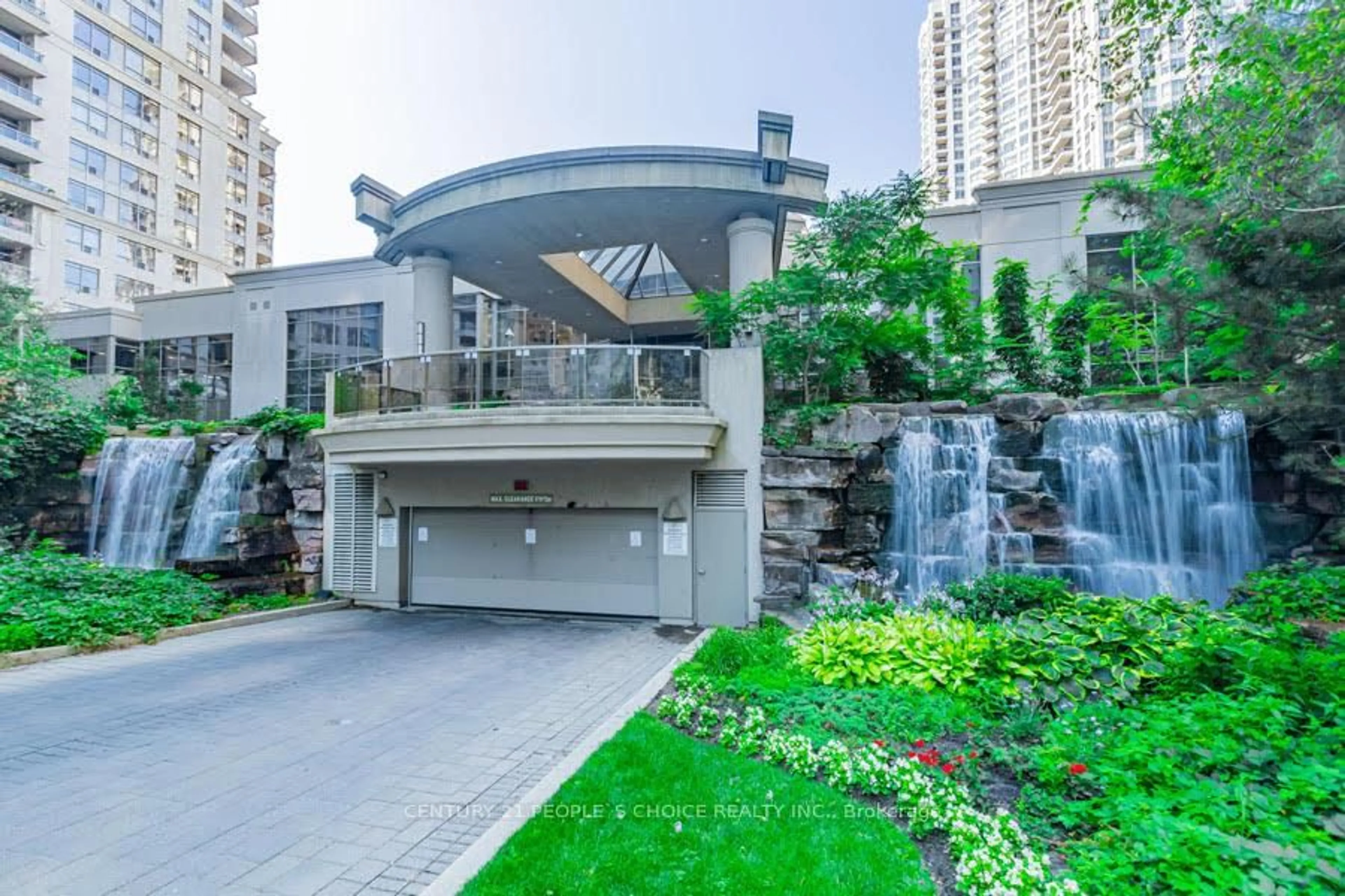 Patio, unknown for 3880 Duke Of York Blvd #1906, Mississauga Ontario L5B 4M7