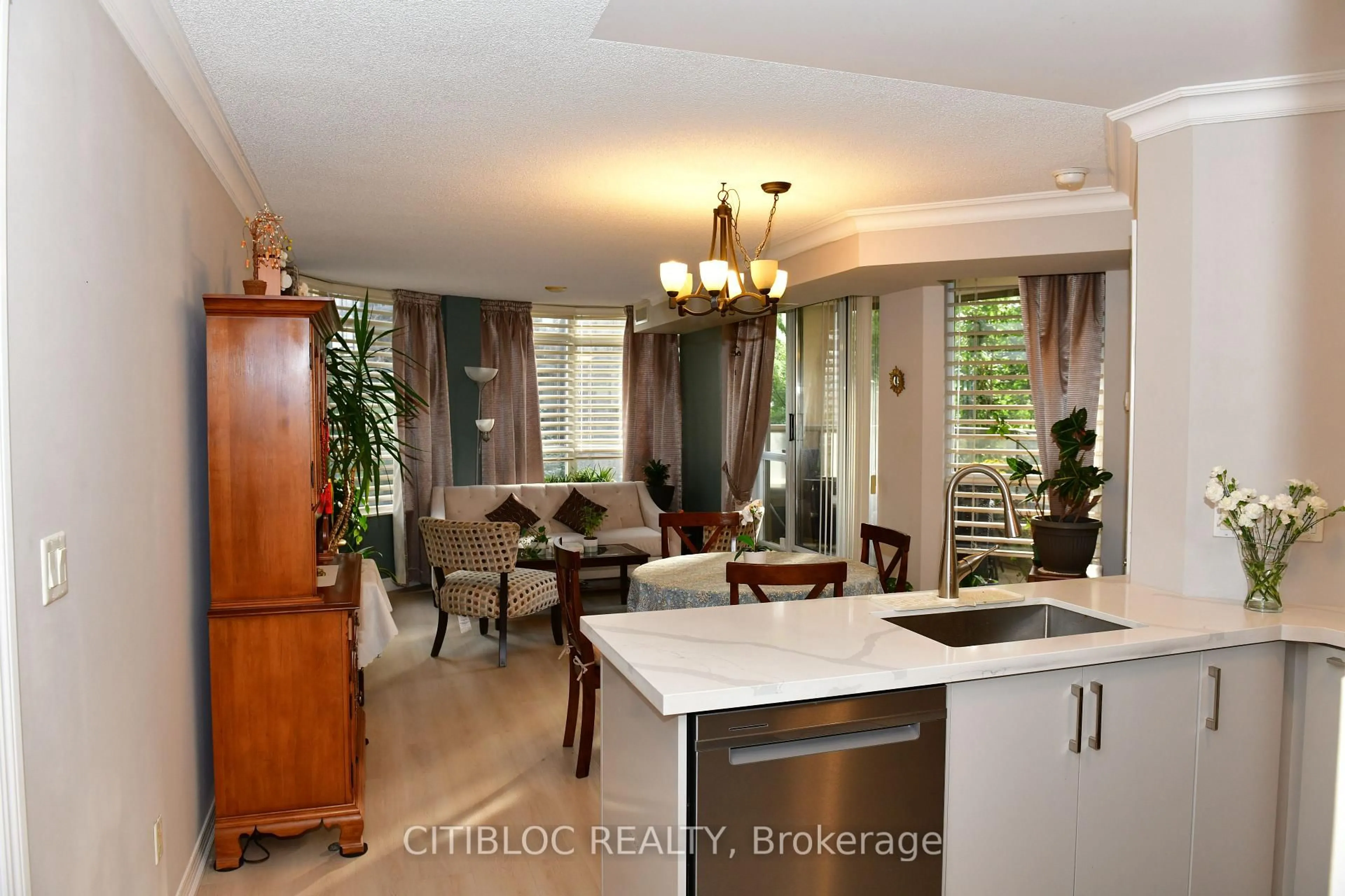 Open concept kitchen, unknown for 310 Burnhamthorpe Rd #213, Mississauga Ontario L5B 4P9