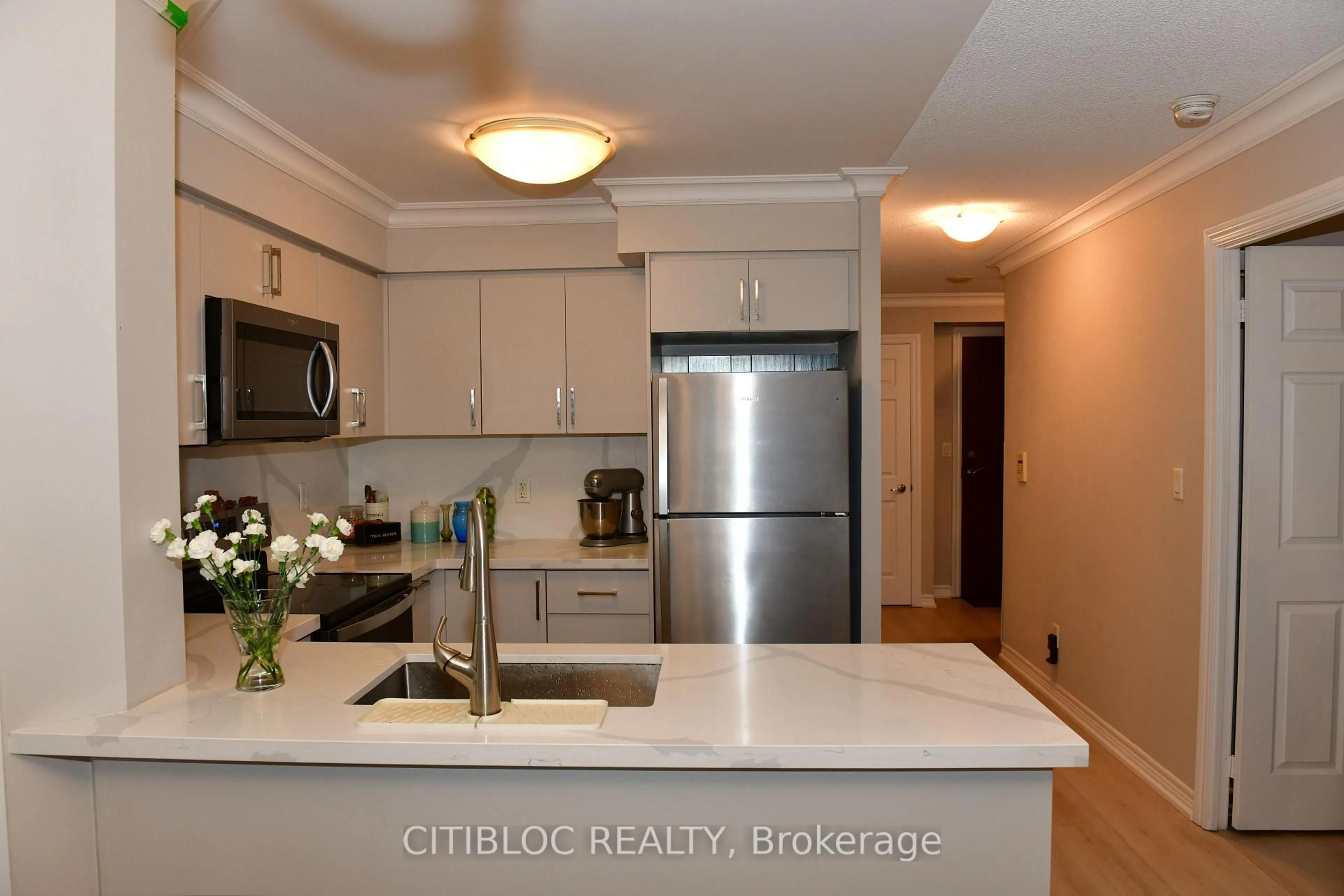 Open concept kitchen, unknown for 310 Burnhamthorpe Rd #213, Mississauga Ontario L5B 4P9