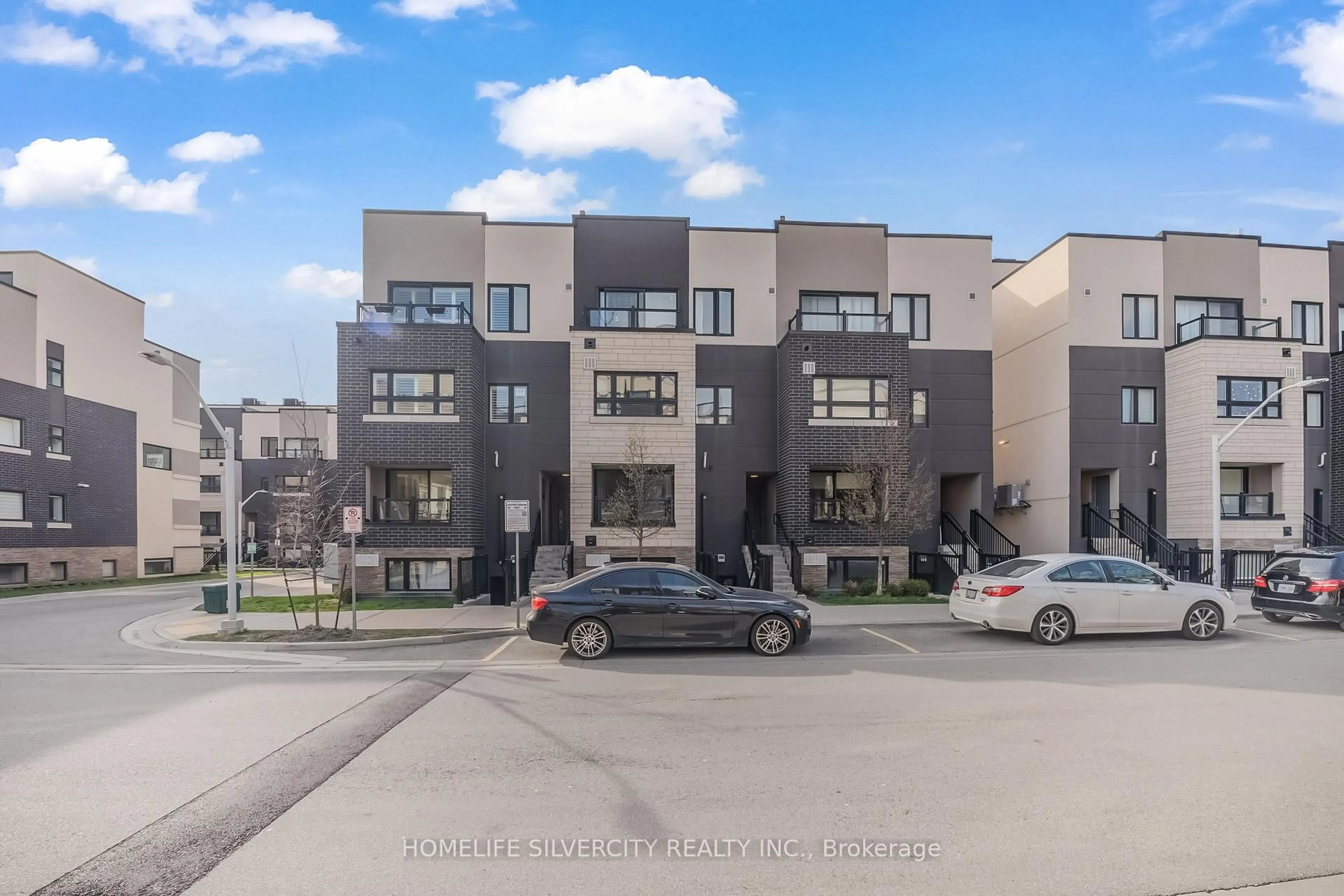 A pic from outside/outdoor area/front of a property/back of a property/a pic from drone, street for 1131 Cooke Blvd #712, Burlington Ontario L7T 0C3