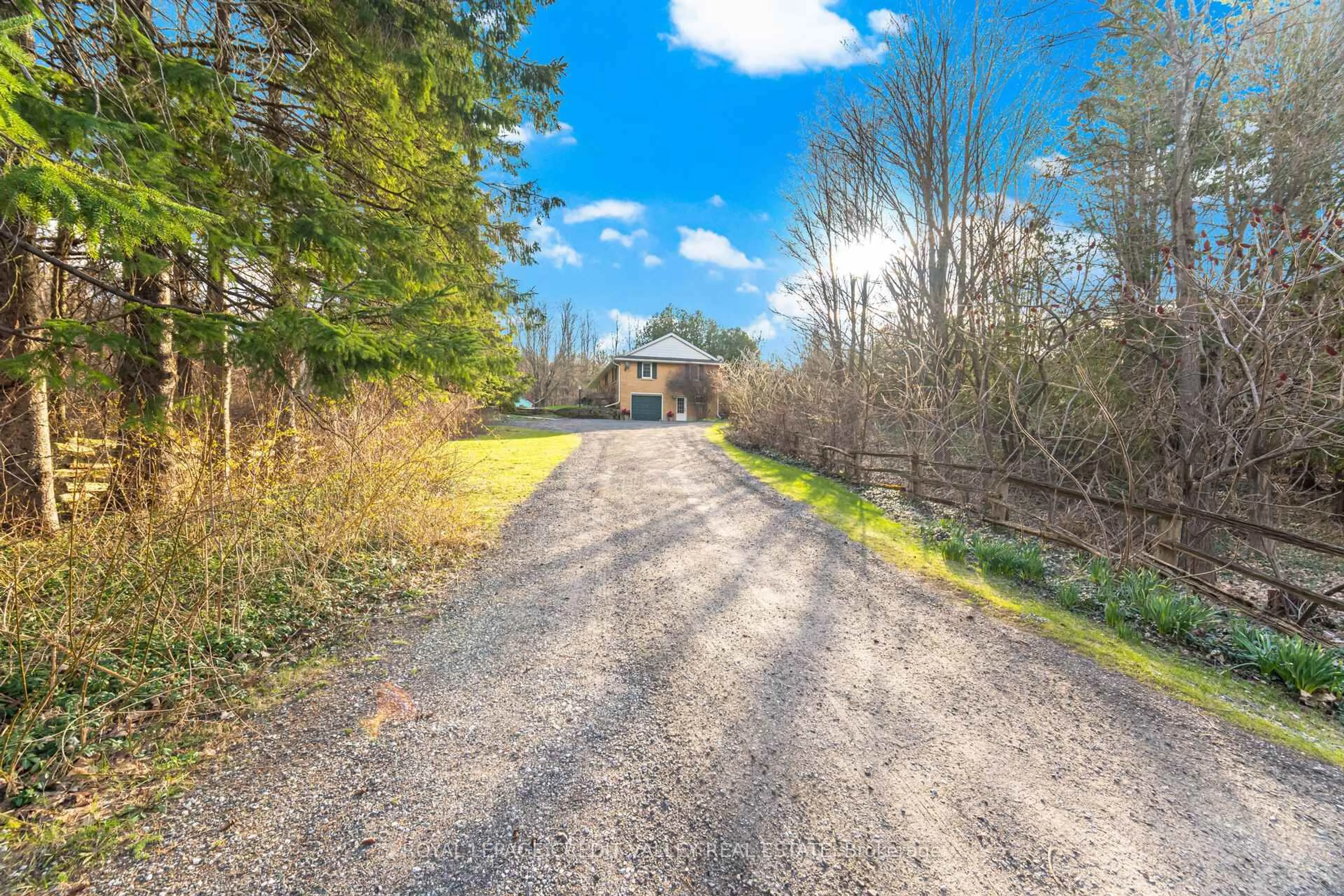 A pic from outside/outdoor area/front of a property/back of a property/a pic from drone, forest/trees view for 17888 Innis Lake Rd, Caledon Ontario L7K 2K7