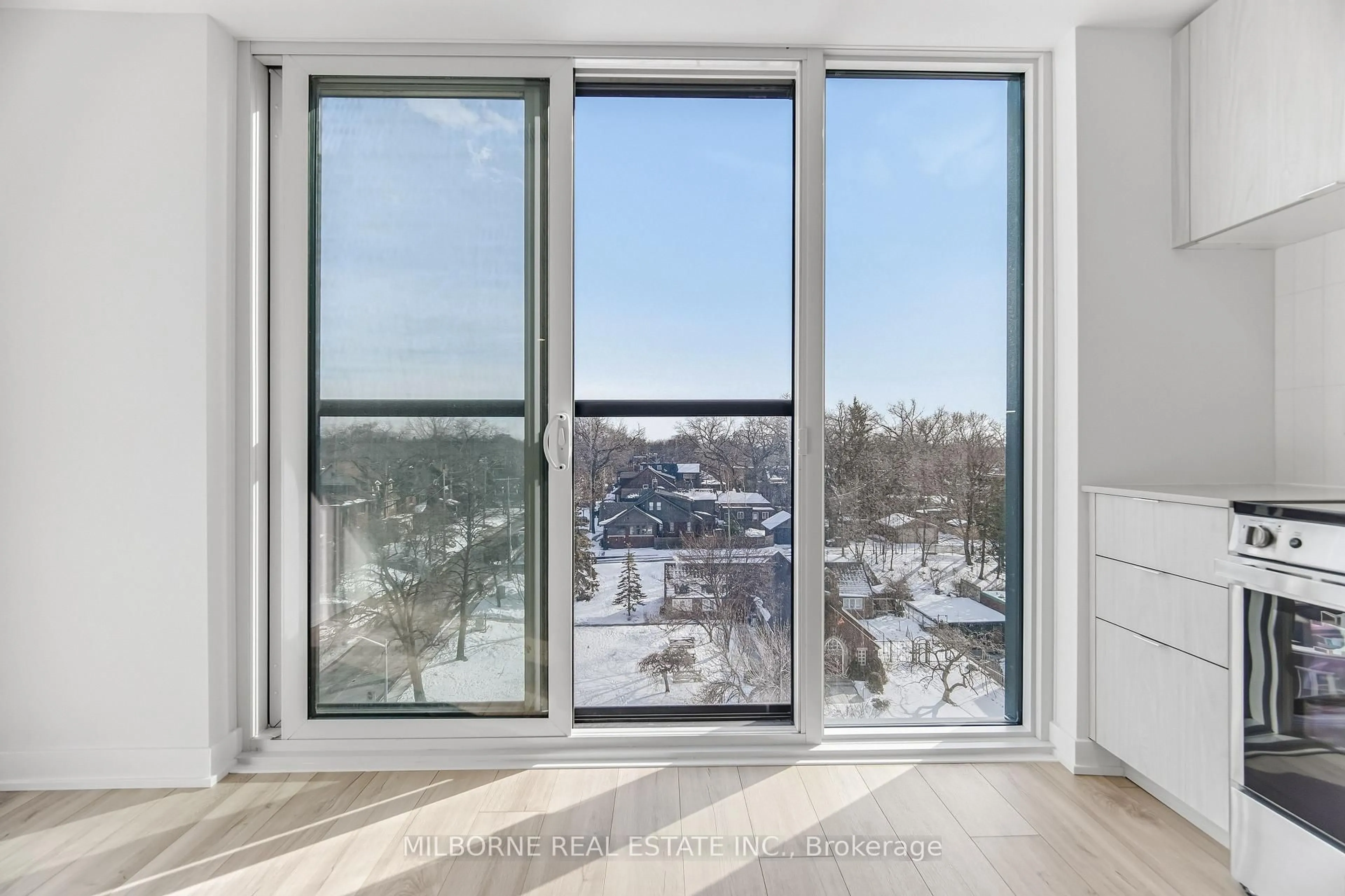 Unknown for 1660 Bloor St #708, Toronto Ontario M6P 1A8