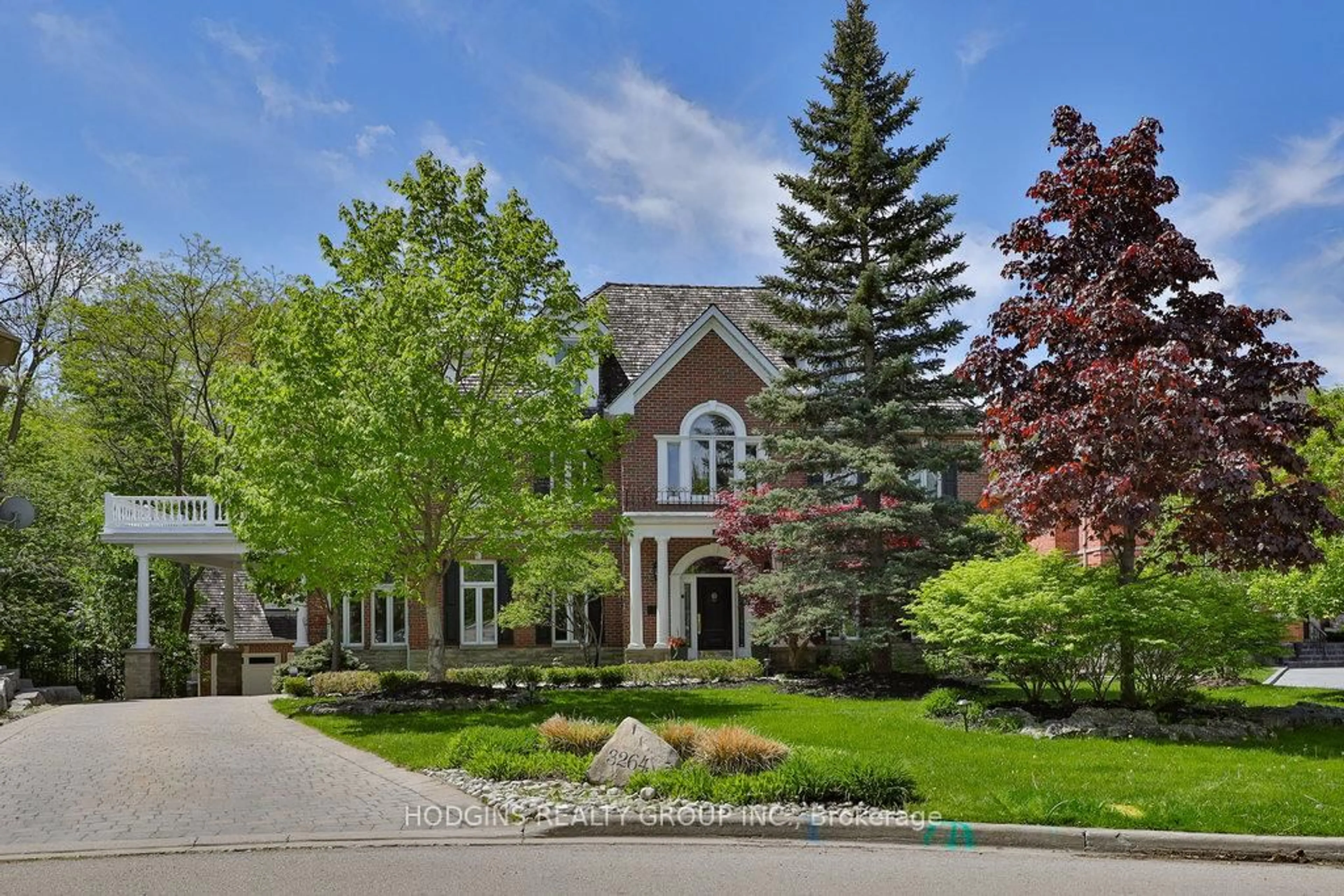 Home with brick exterior material, street for 3264 Barchester Crt, Mississauga Ontario L5L 5Z1