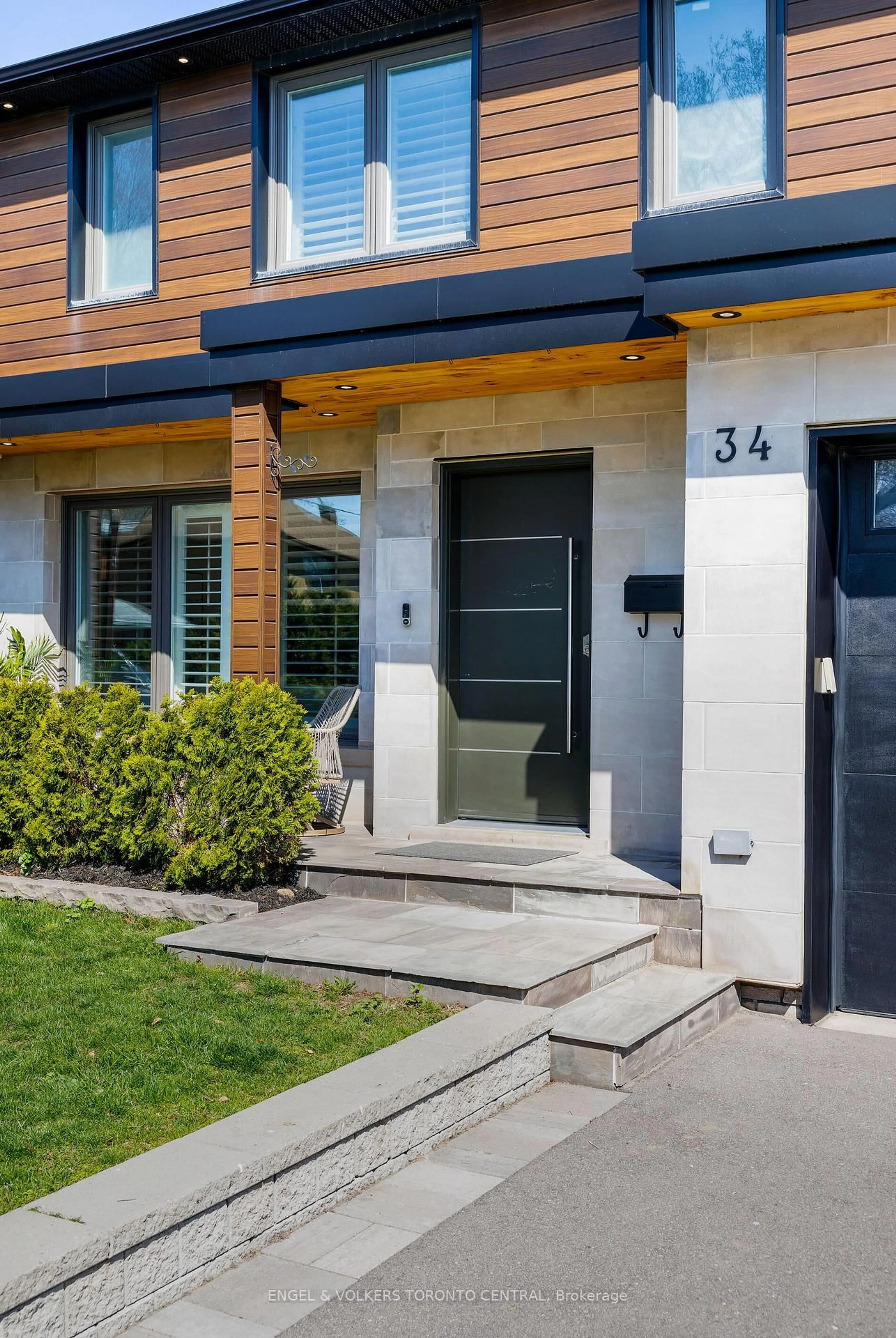 Home with brick exterior material, street for 34 Rufford Rd, Toronto Ontario M8W 4V6