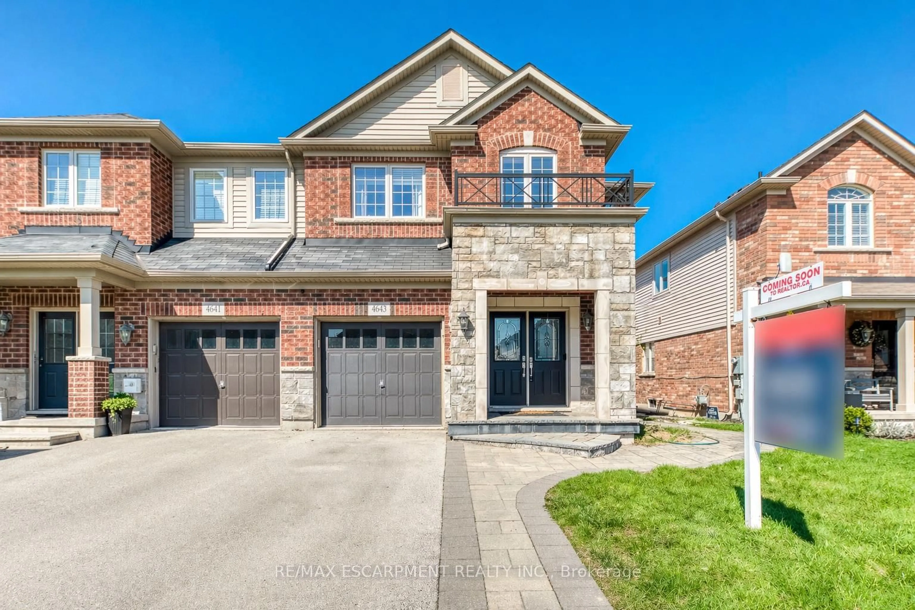 Home with brick exterior material, street for 4643 THOMAS ALTON Blvd, Burlington Ontario L7M 0J2