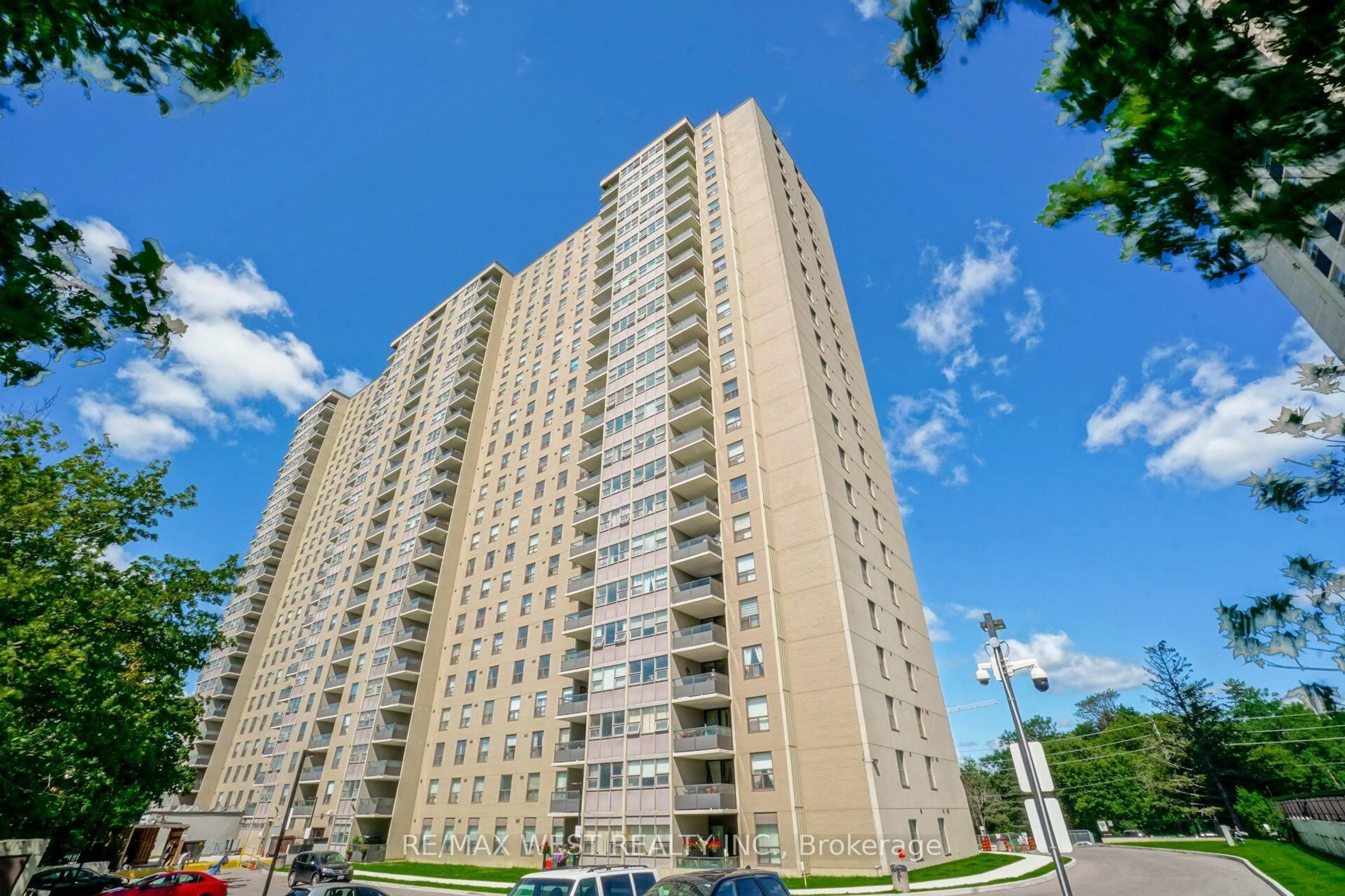 Unknown for 75 Emmett Ave #112, Toronto Ontario M6M 5A7