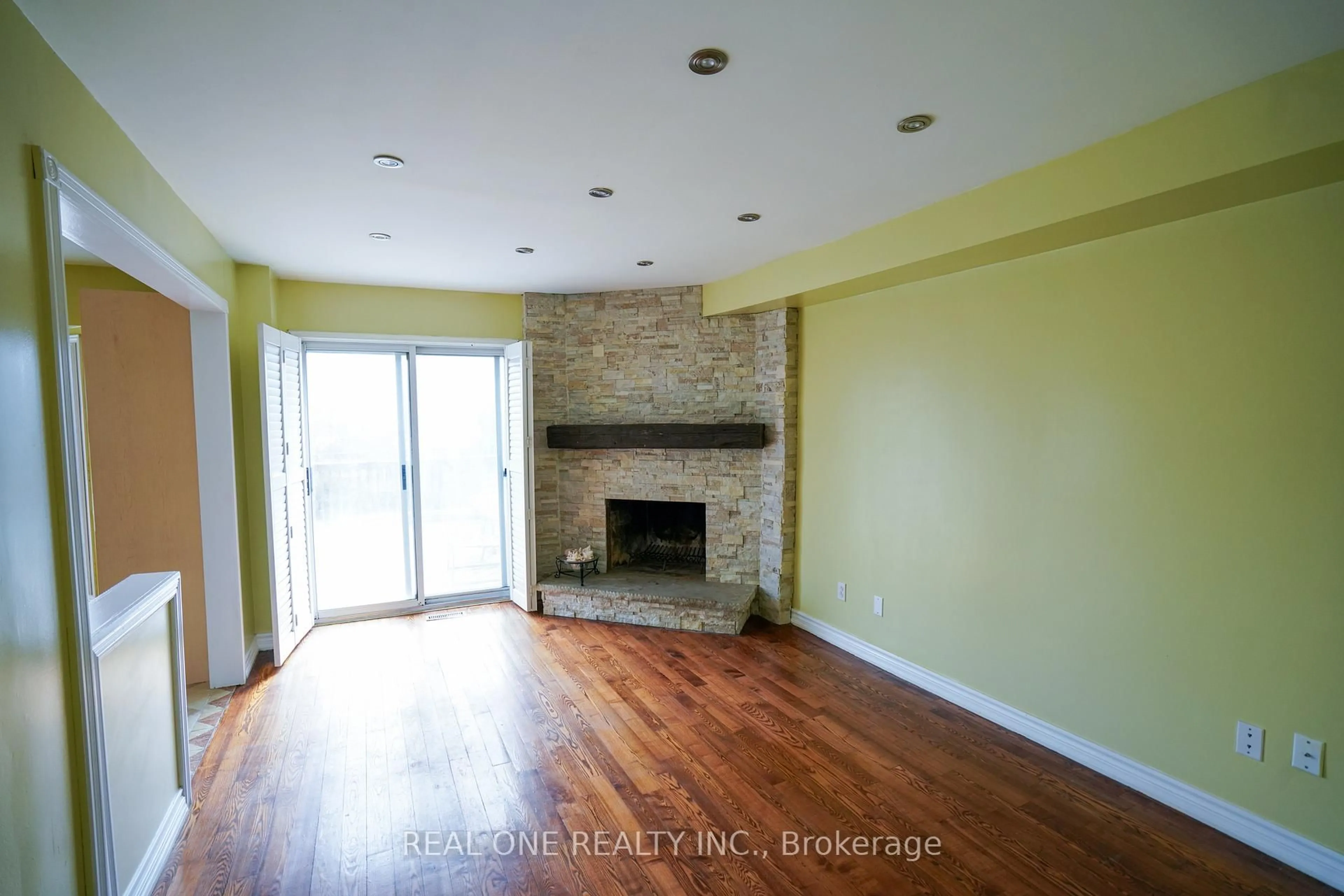 Unknown for 476 Bud Gregory Blvd, Mississauga Ontario L4Z 2K4