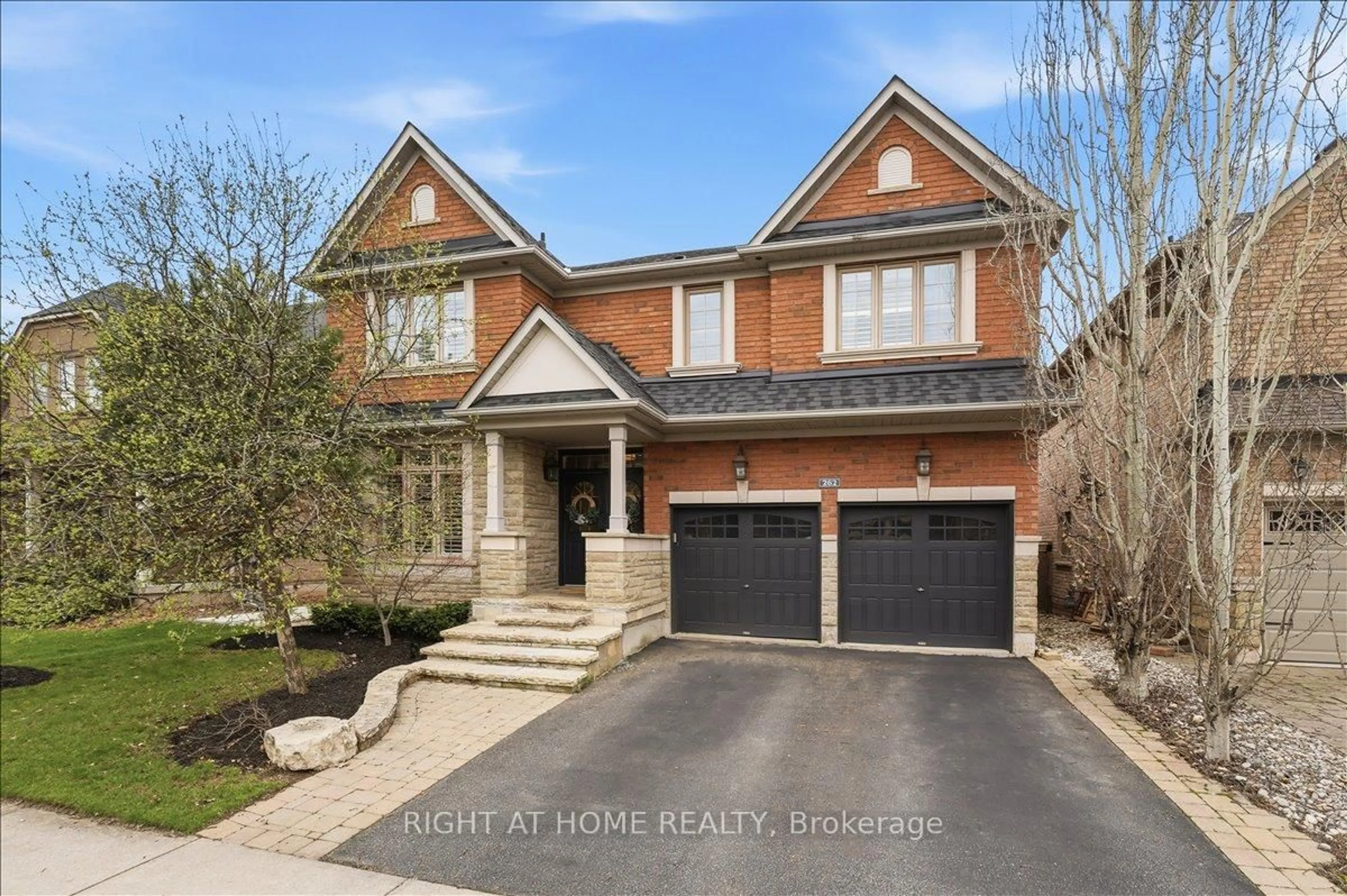 Home with brick exterior material, street for 262 Nautical Blvd, Oakville Ontario L6L 0B9