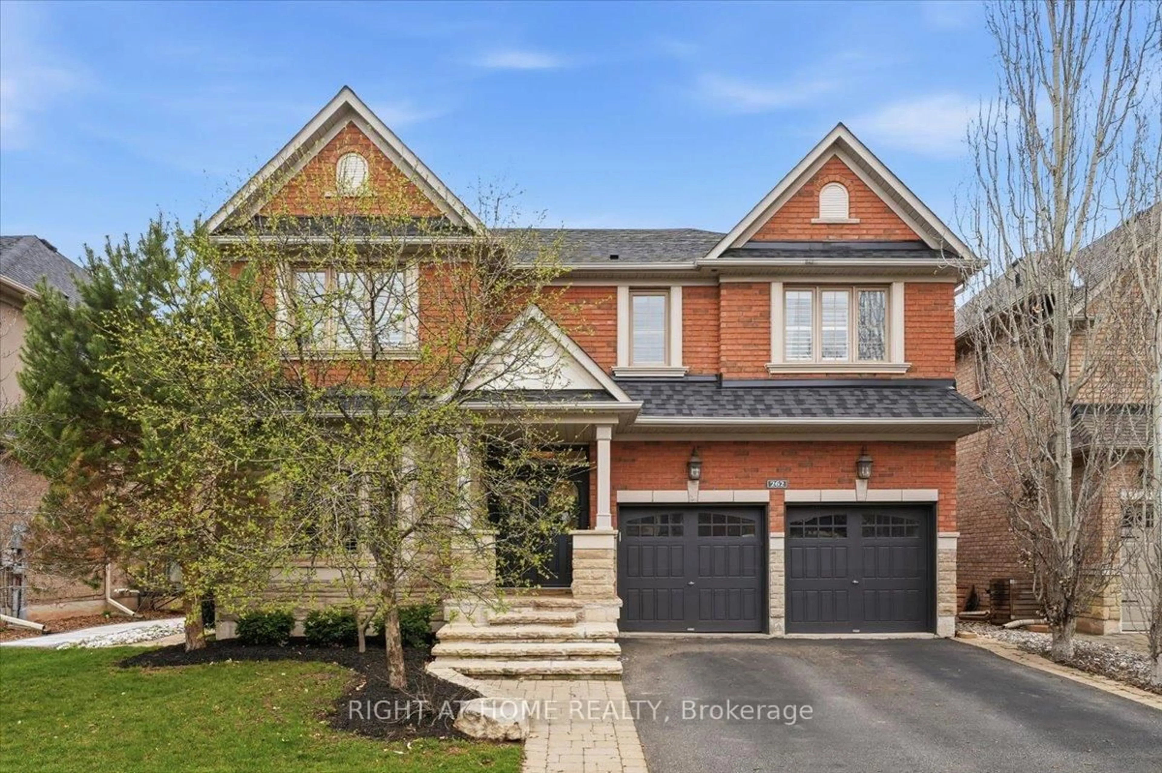 Home with brick exterior material, street for 262 Nautical Blvd, Oakville Ontario L6L 0B9