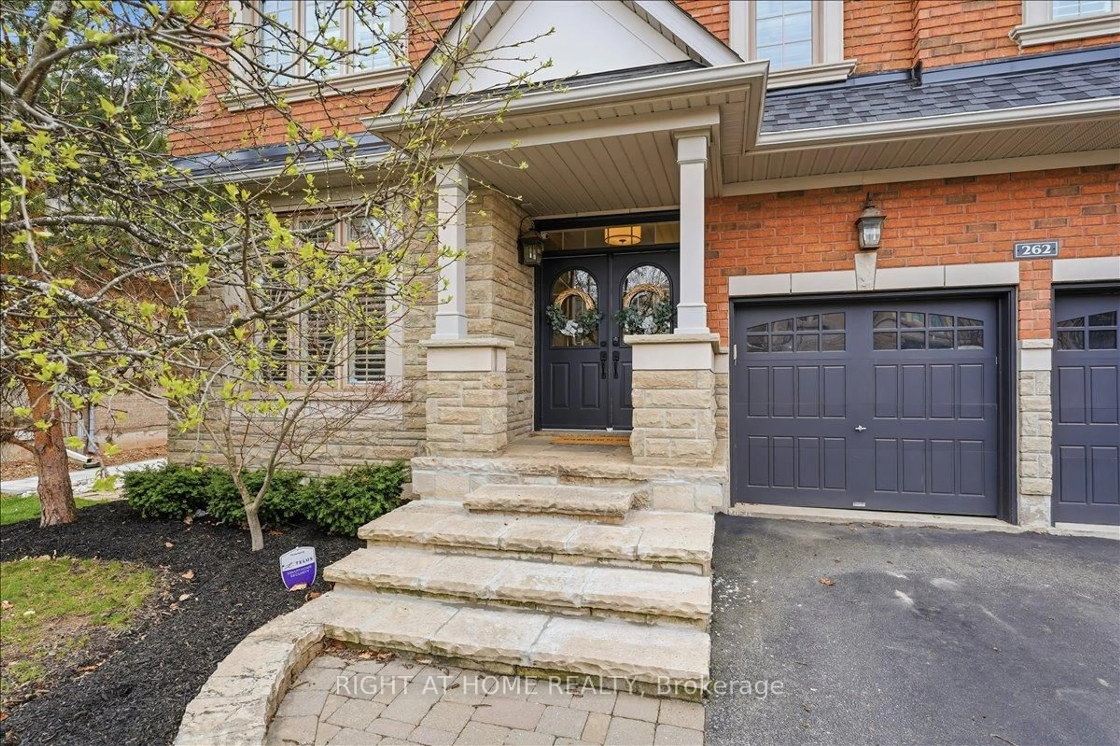 Home with brick exterior material, street for 262 Nautical Blvd, Oakville Ontario L6L 0B9