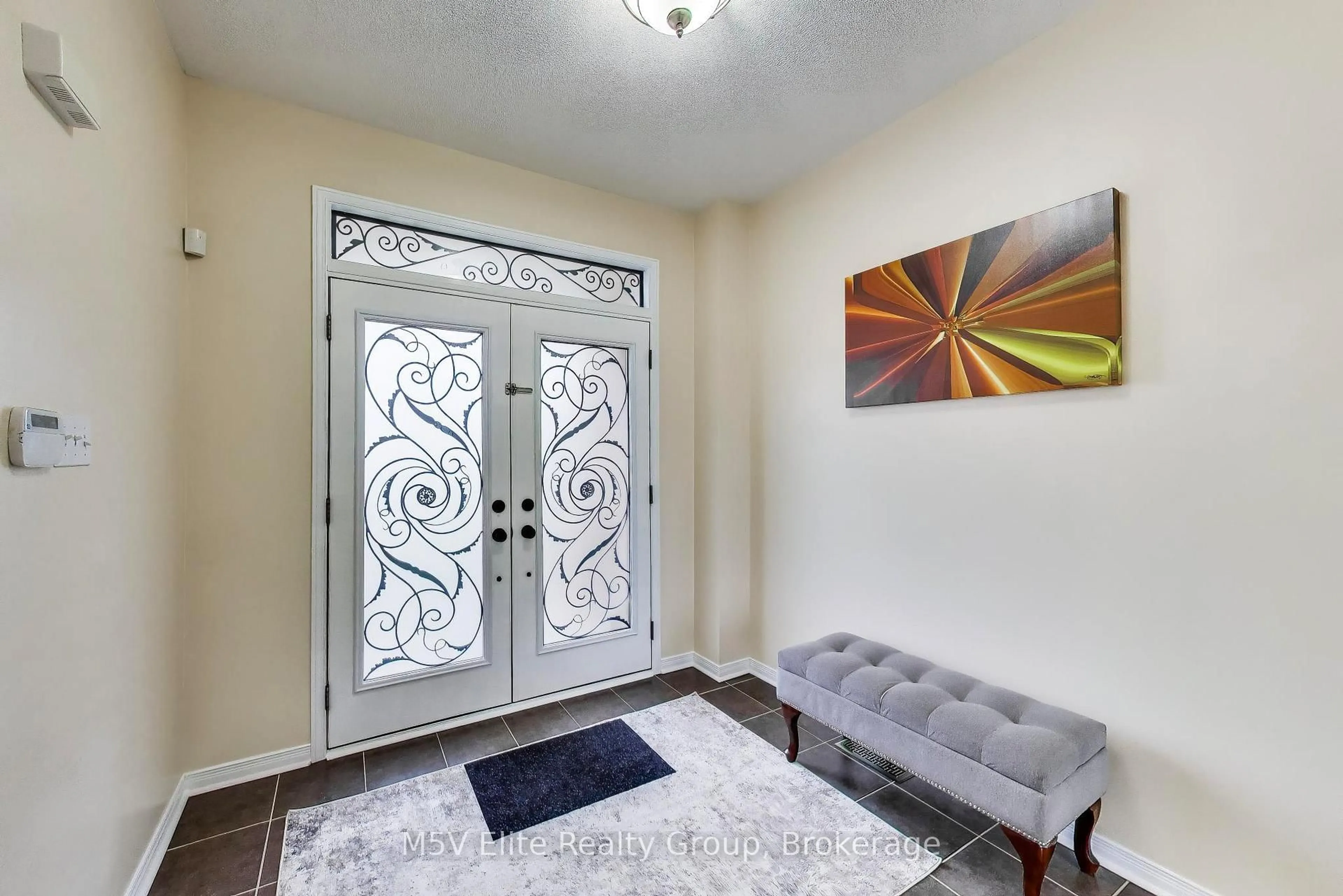Indoor entryway for 38 Kilrea Way, Brampton Ontario L6X 0R1