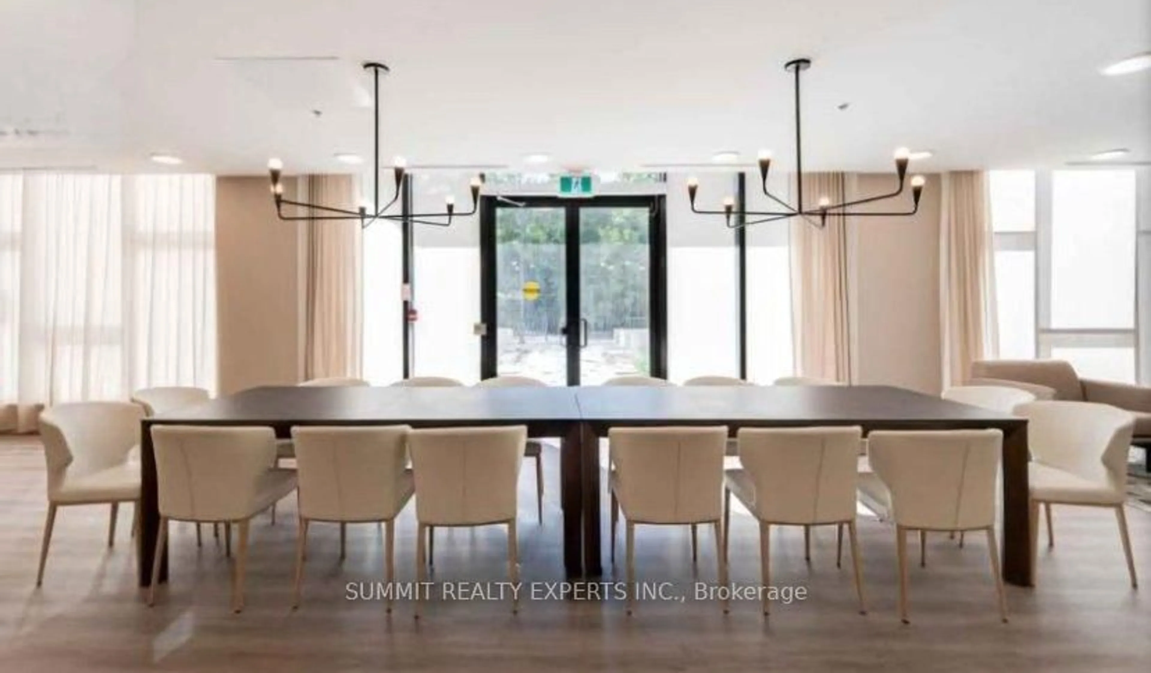 Dining room, unknown for 135 Canon Jackson Dr #607, Toronto Ontario M6M 0C3