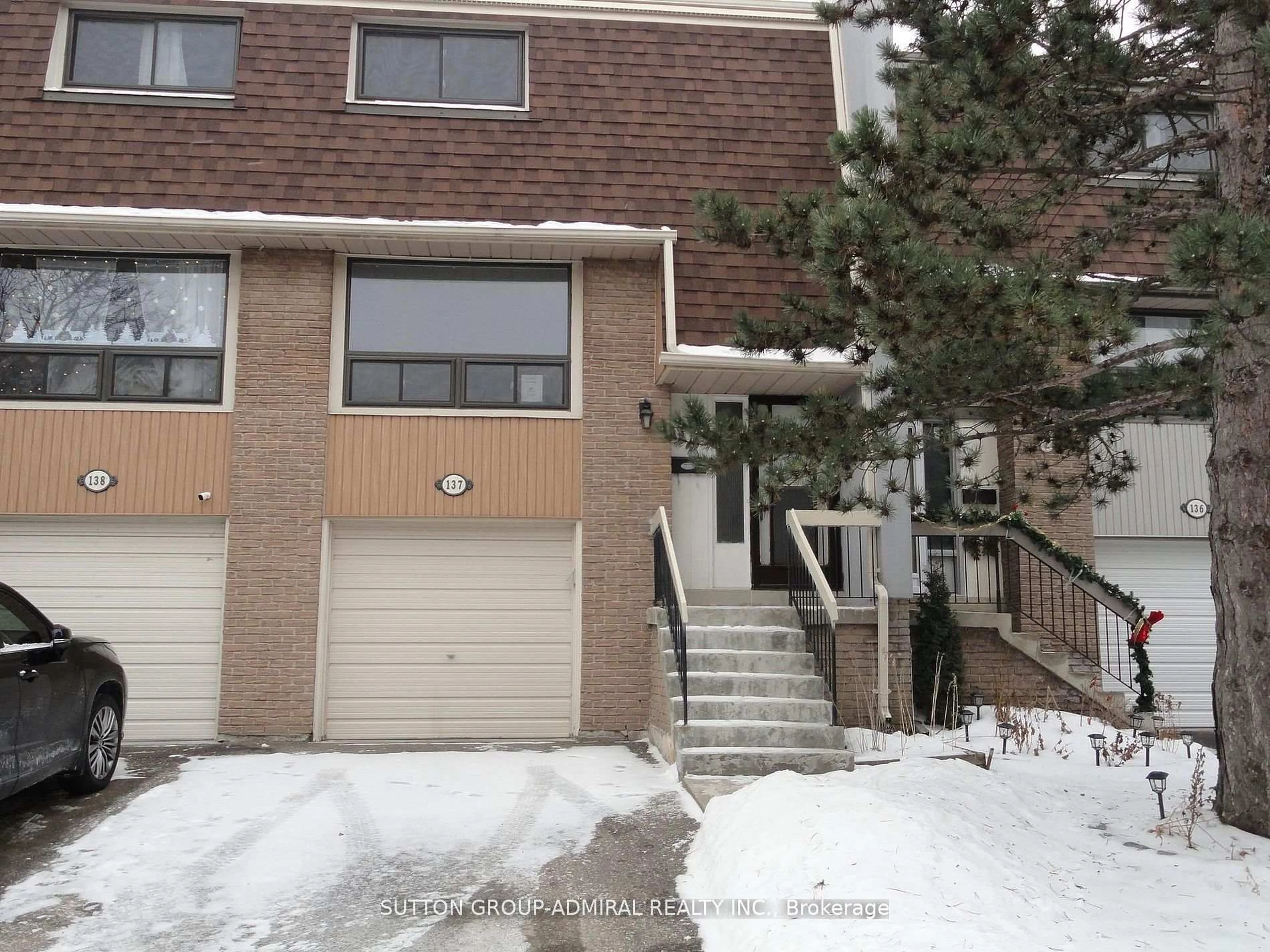 Unknown for 137 Ashton Cres, Brampton Ontario L6S 3J9