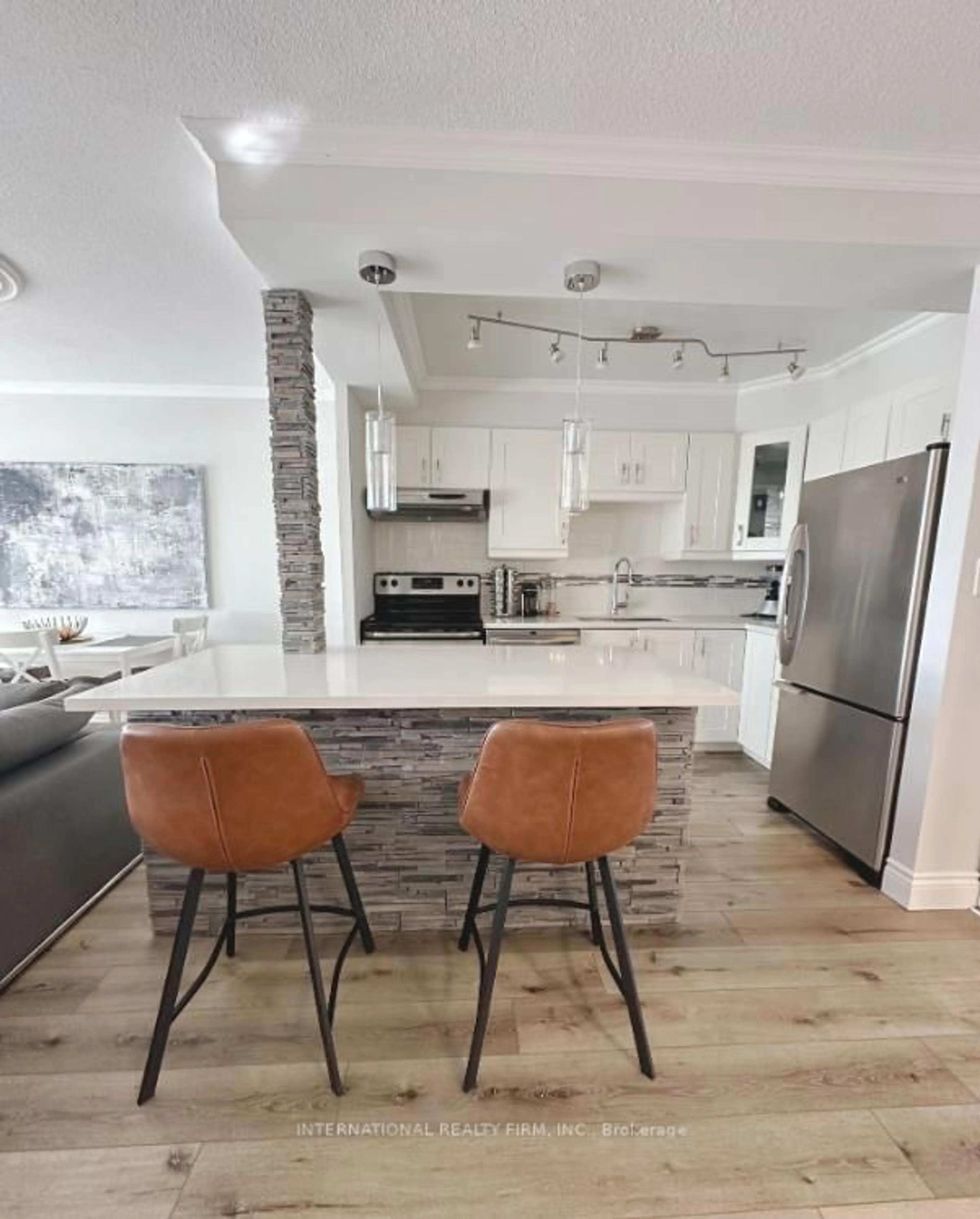 Open concept kitchen, unknown for 2263 Marine Dr #408, Oakville Ontario L6L 5K1