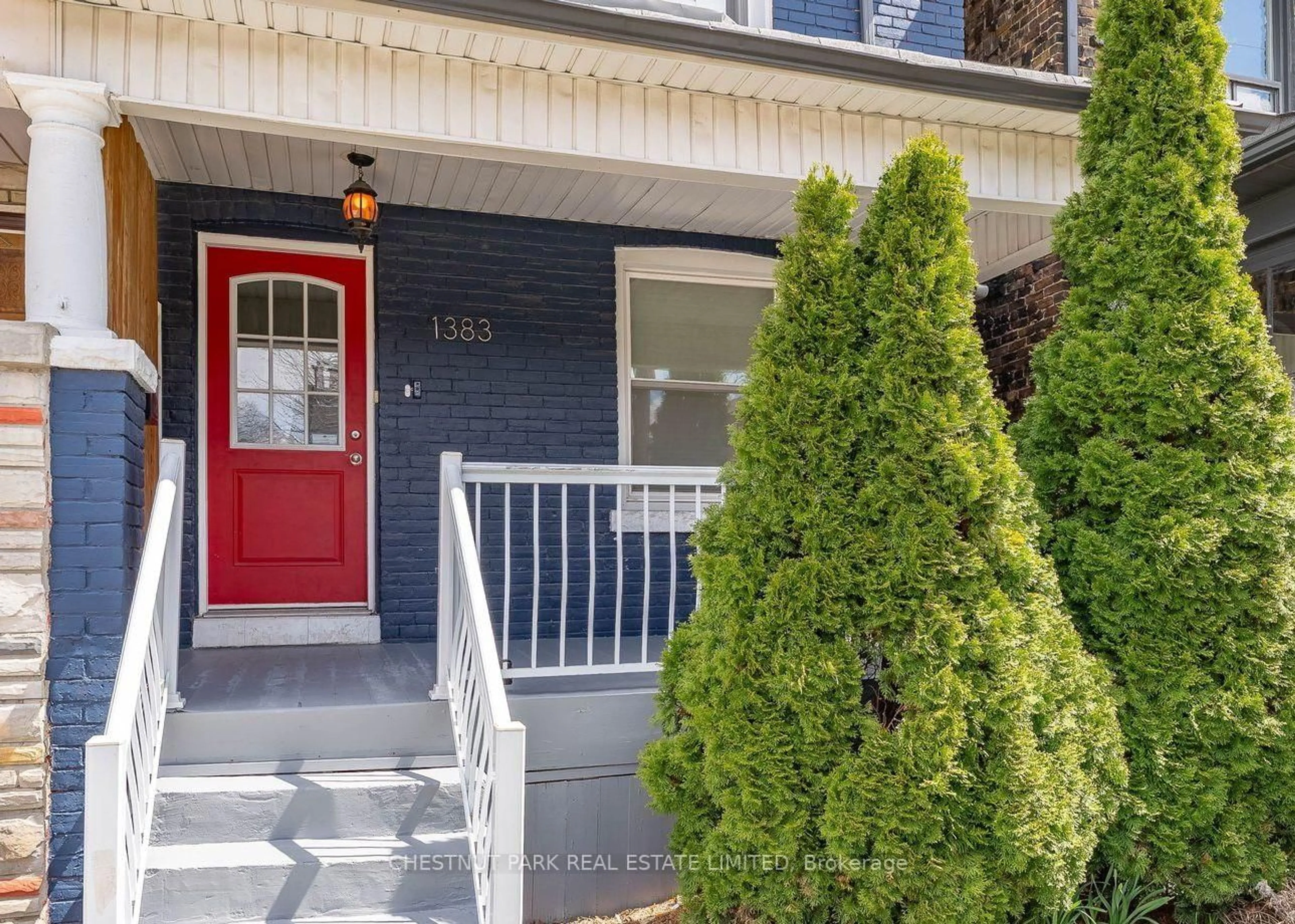 Unknown for 1383 Lansdowne Ave, Toronto Ontario M6H 3Z9