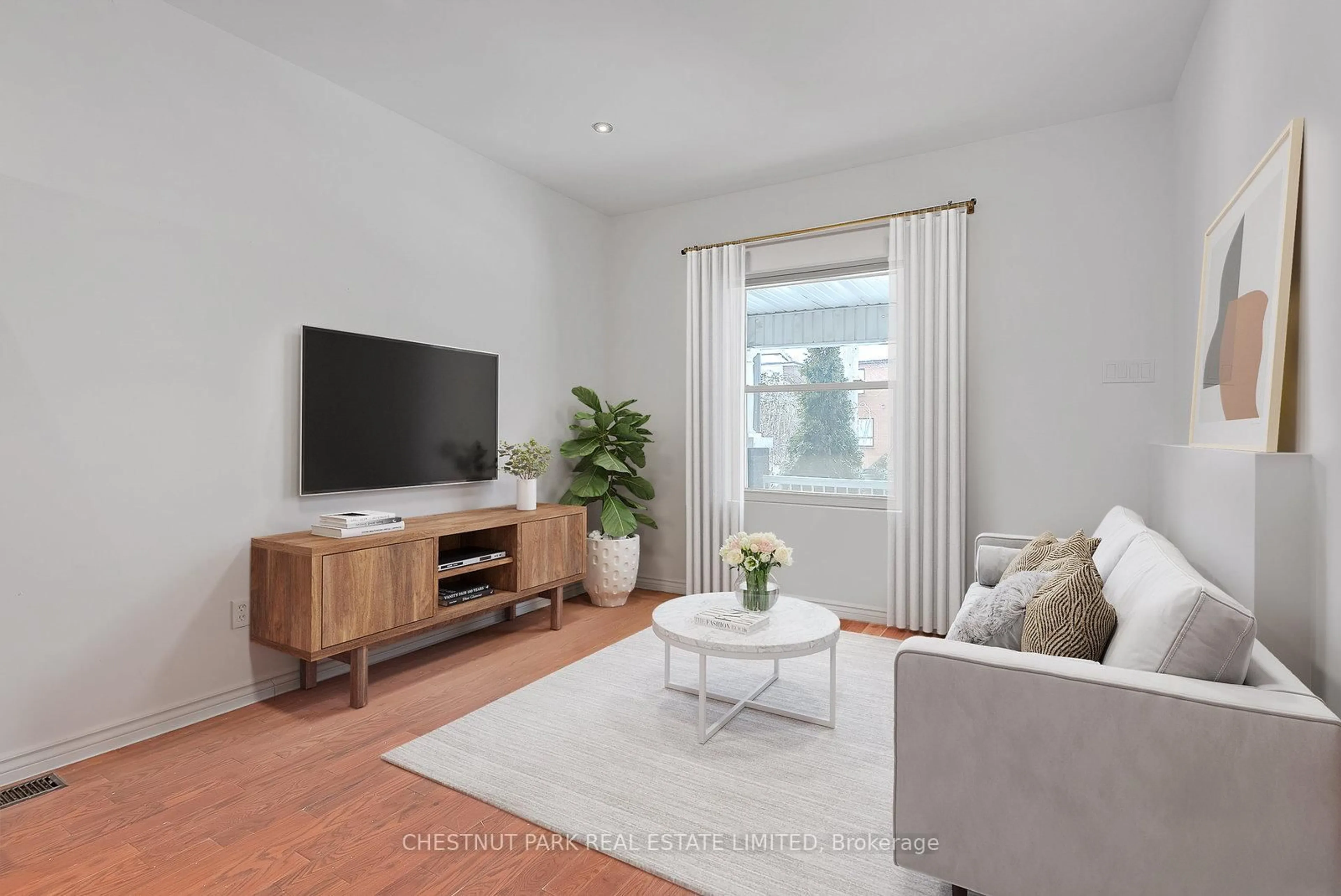 Living room with furniture, unknown for 1383 Lansdowne Ave, Toronto Ontario M6H 3Z9