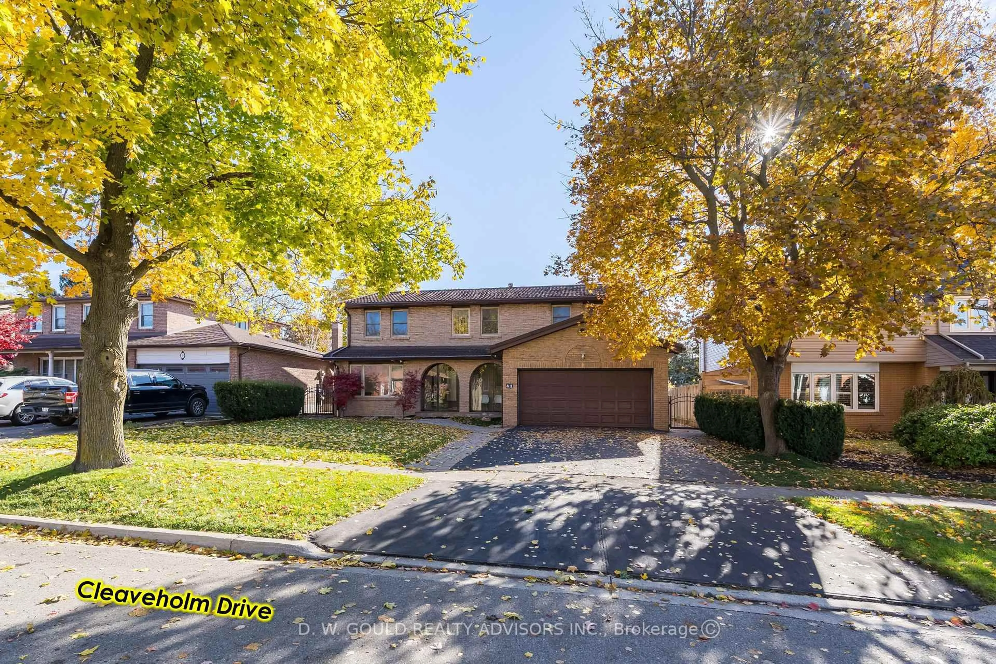 Unknown for 41 Cleaveholm Dr, Halton Hills Ontario L7G 3E3