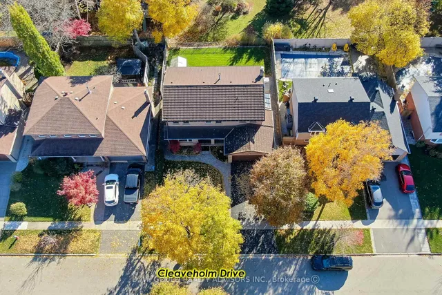 41 Cleaveholm Dr, Halton Hills 4