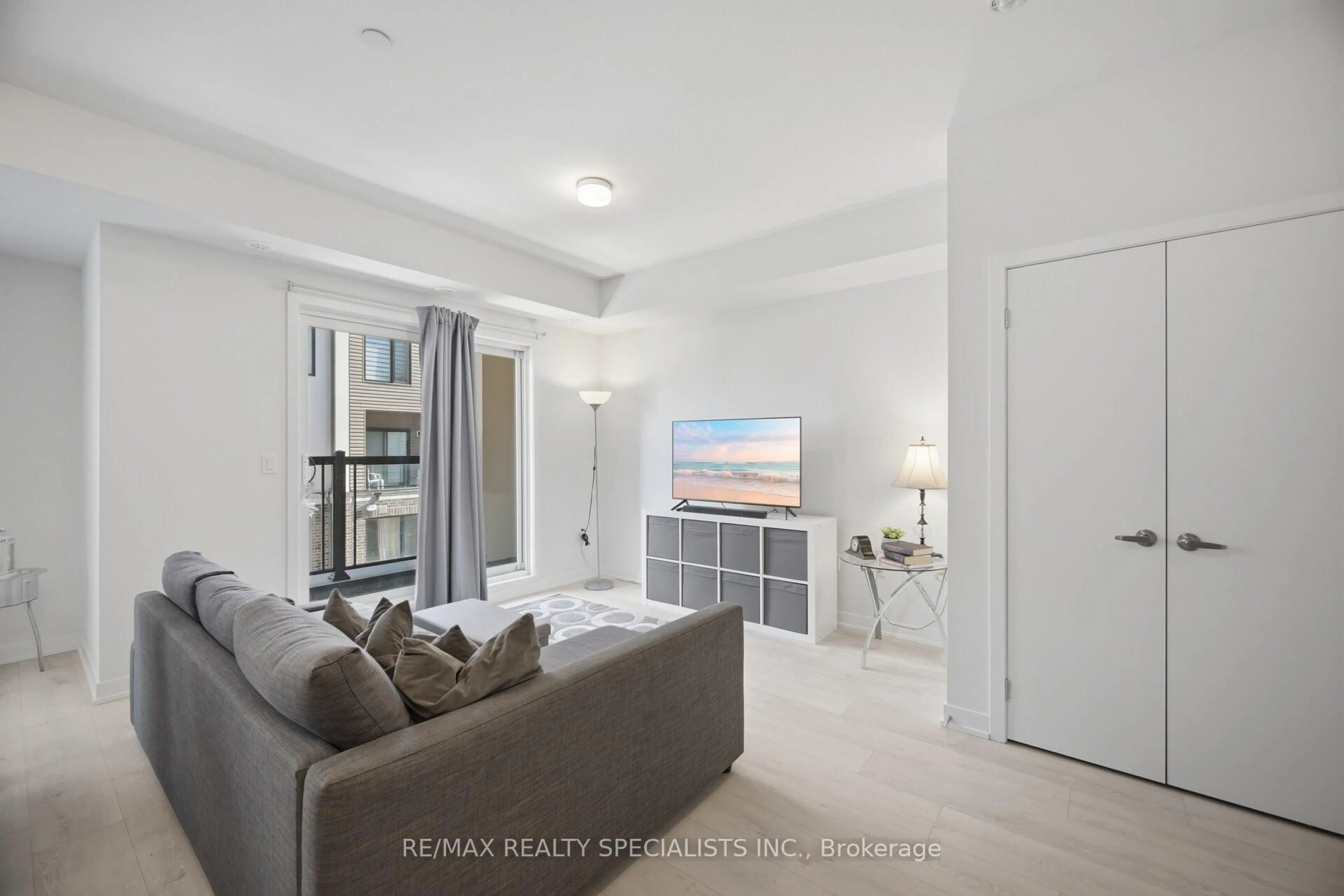 Unknown for 3405 Ridgeway Dr #21, Mississauga Ontario L5L 0B9