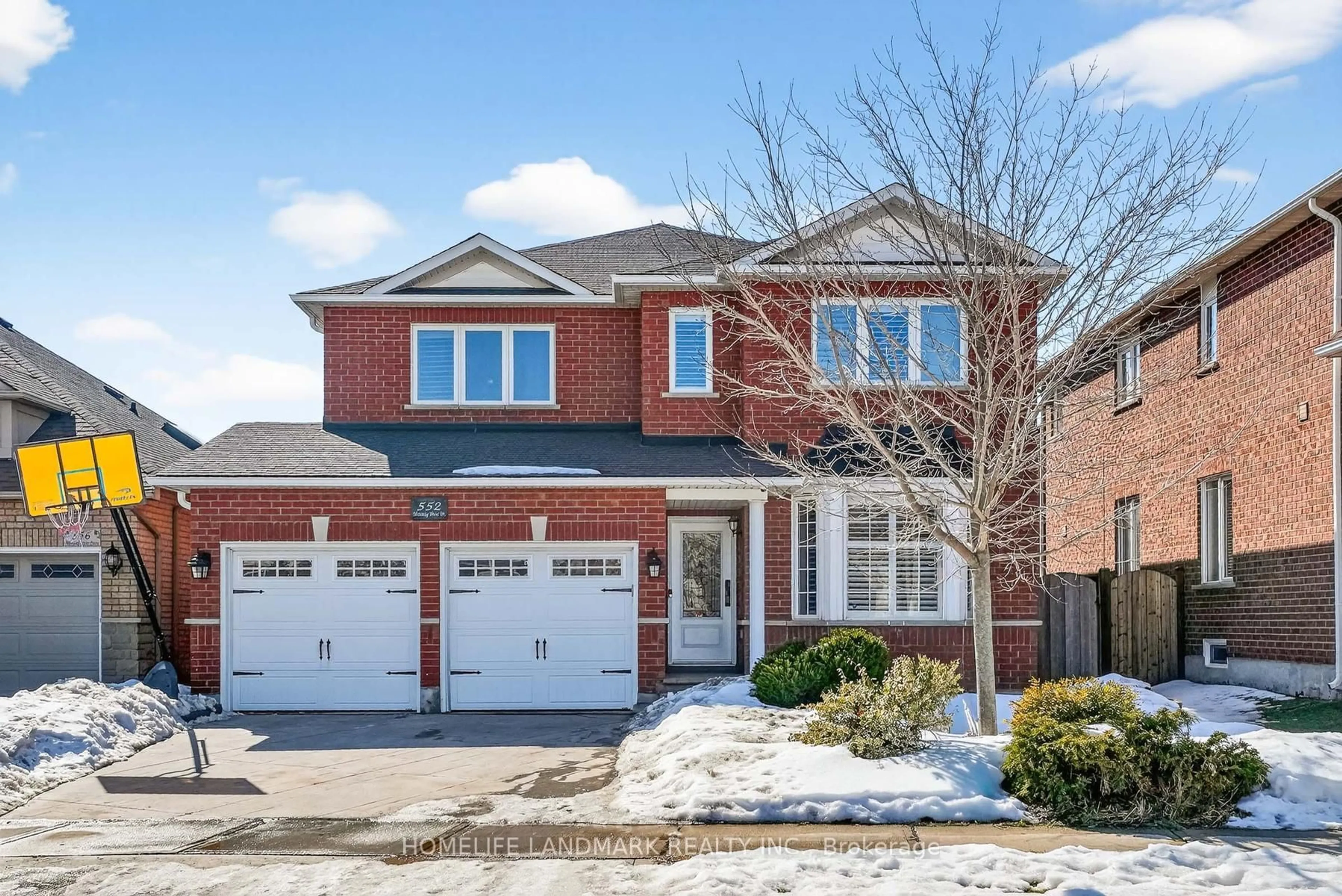 Home with brick exterior material, street for 552 Morning Dove Dr, Oakville Ontario L6H 7L3