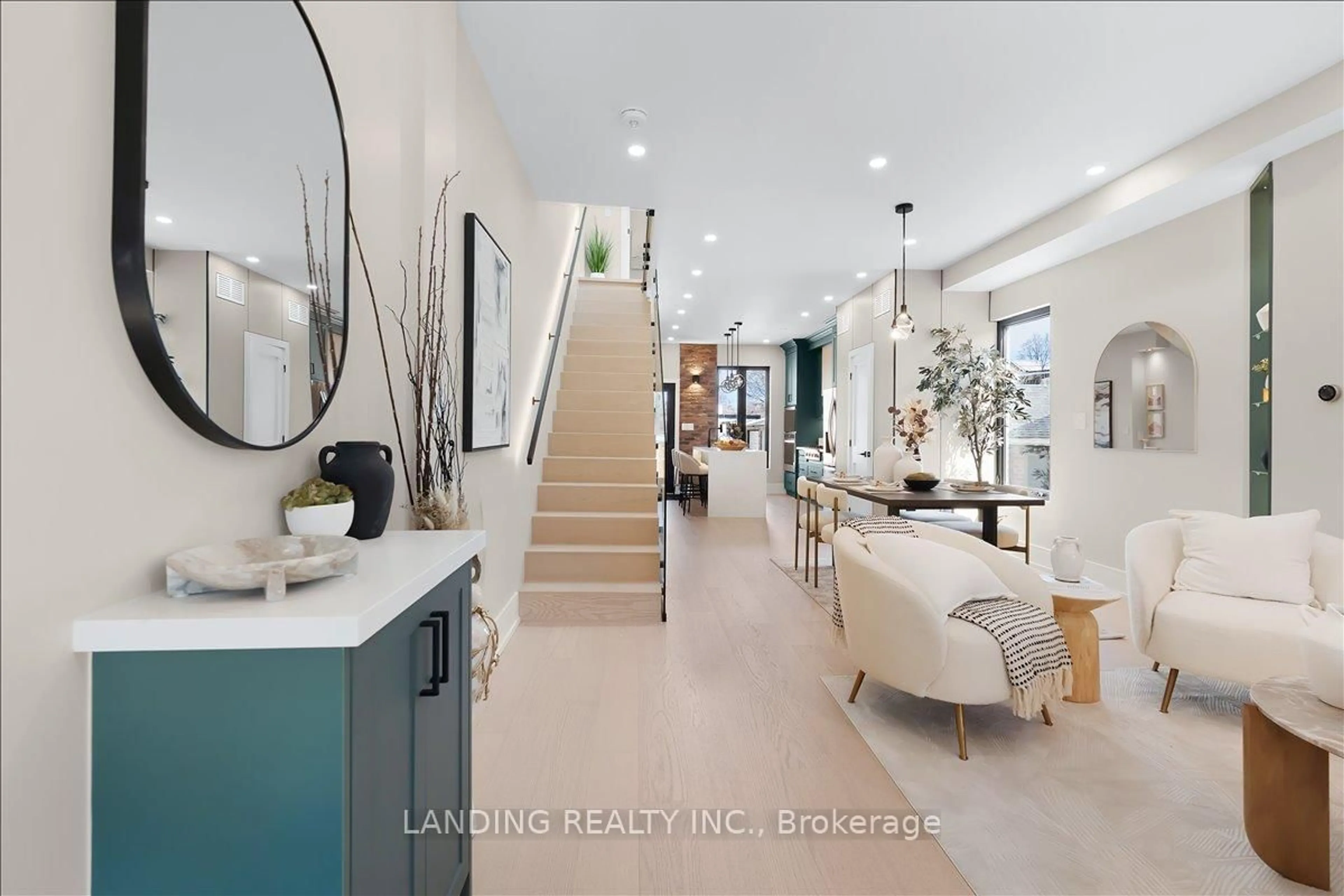 Indoor entryway for 4 Ernest Ave, Toronto Ontario M6P 3M5