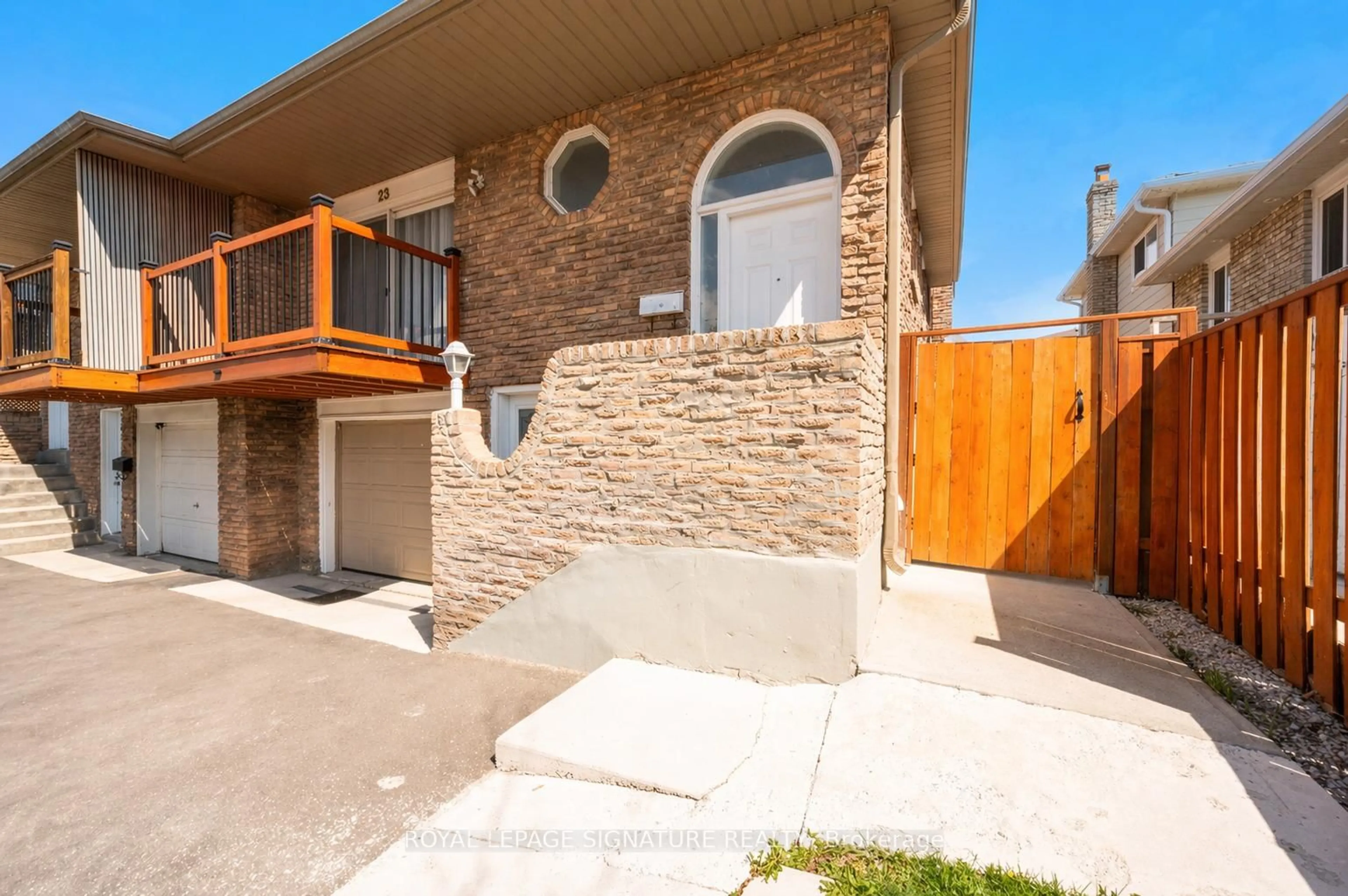 Unknown for 23 Abell Dr, Brampton Ontario L6V 2W1