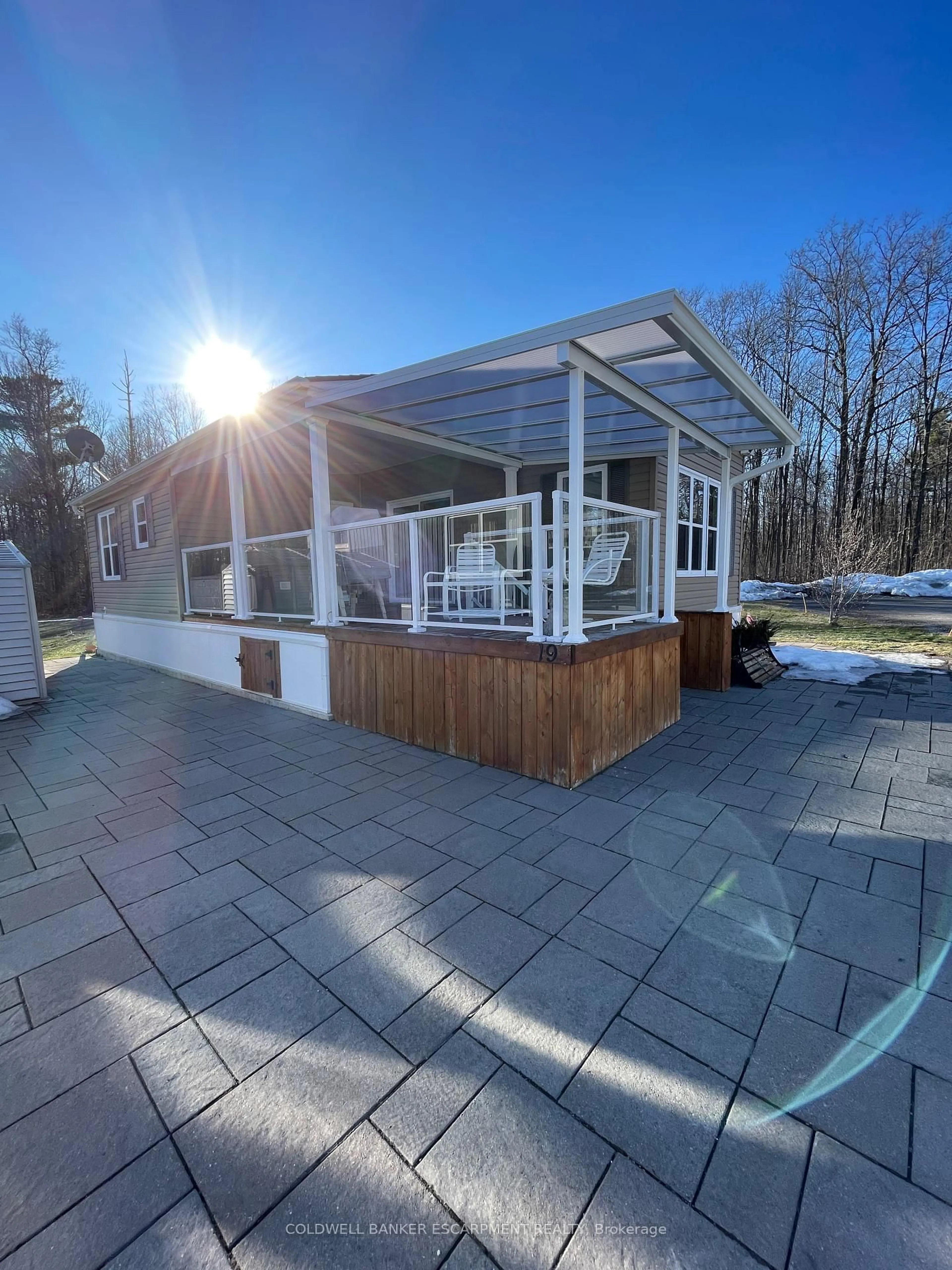 Patio, water/lake/river/ocean view for 4449 Milburough Line #19 Cedar St., Burlington Ontario L7P 0C5