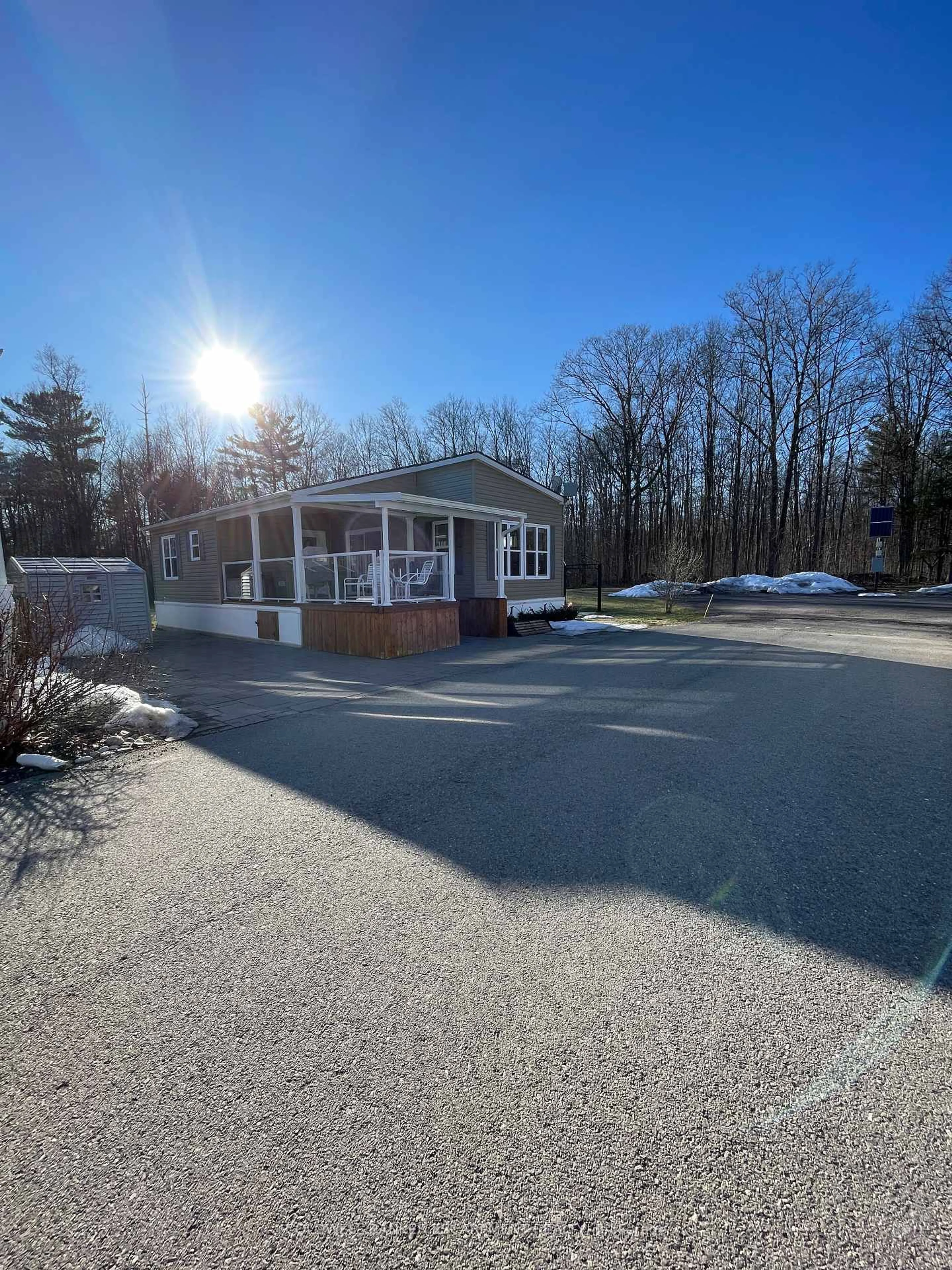A pic from outside/outdoor area/front of a property/back of a property/a pic from drone, street for 4449 Milburough Line #19 Cedar St., Burlington Ontario L7P 0C5