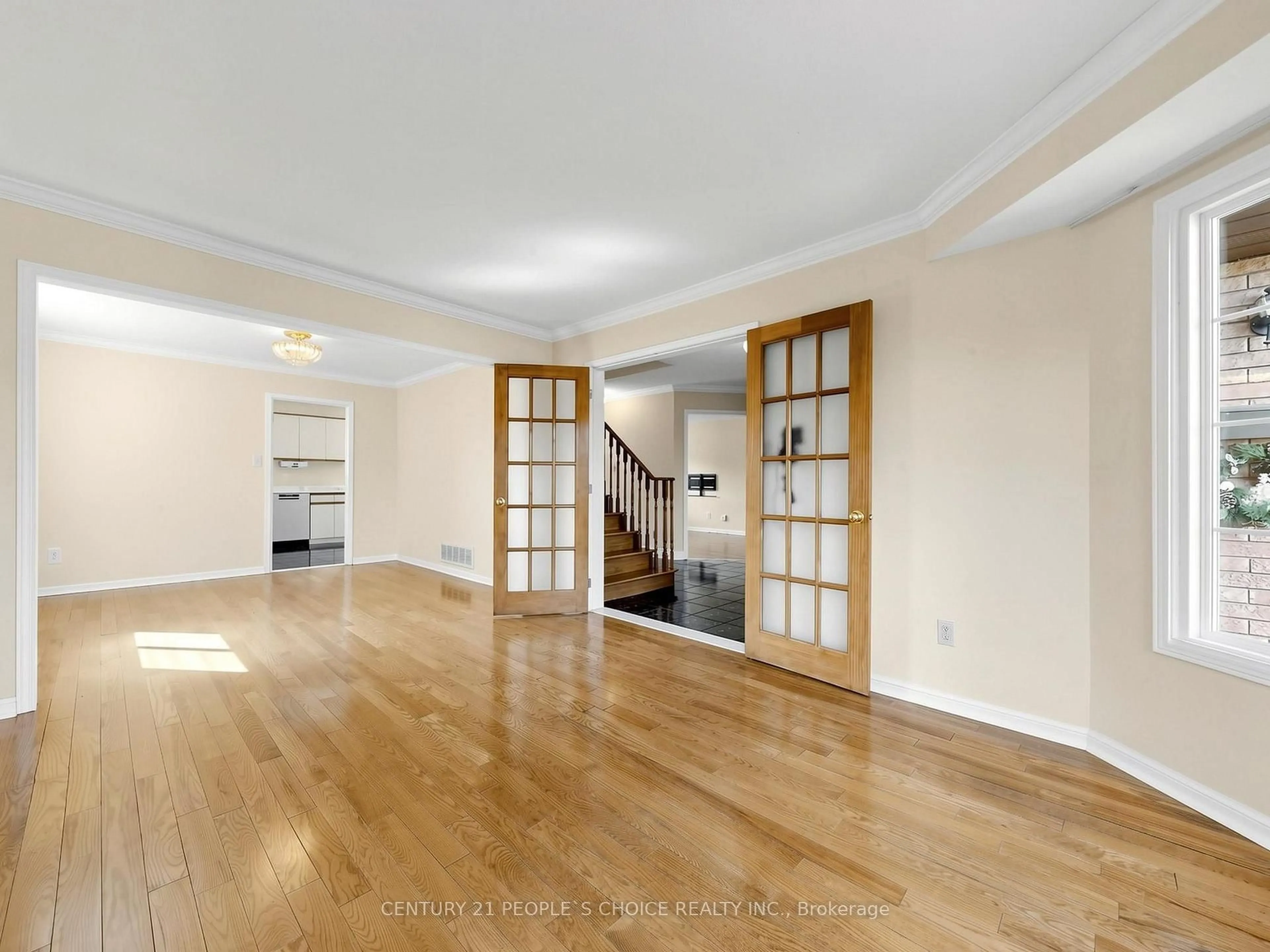 Unknown for 5714 Colby Crt, Mississauga Ontario L5M 4S7