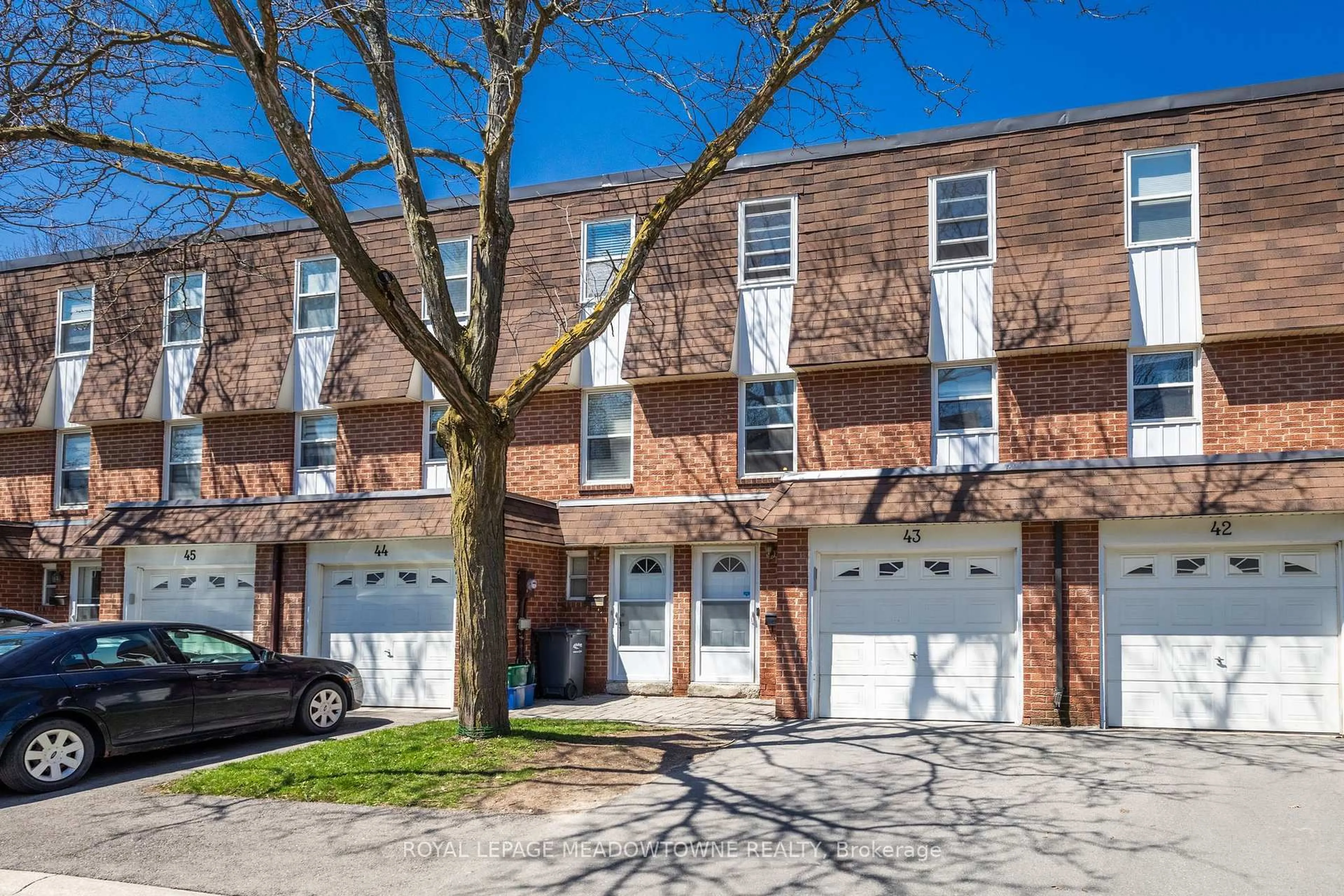 Unknown for 235 Bronte St #43, Milton Ontario L9T 3V8