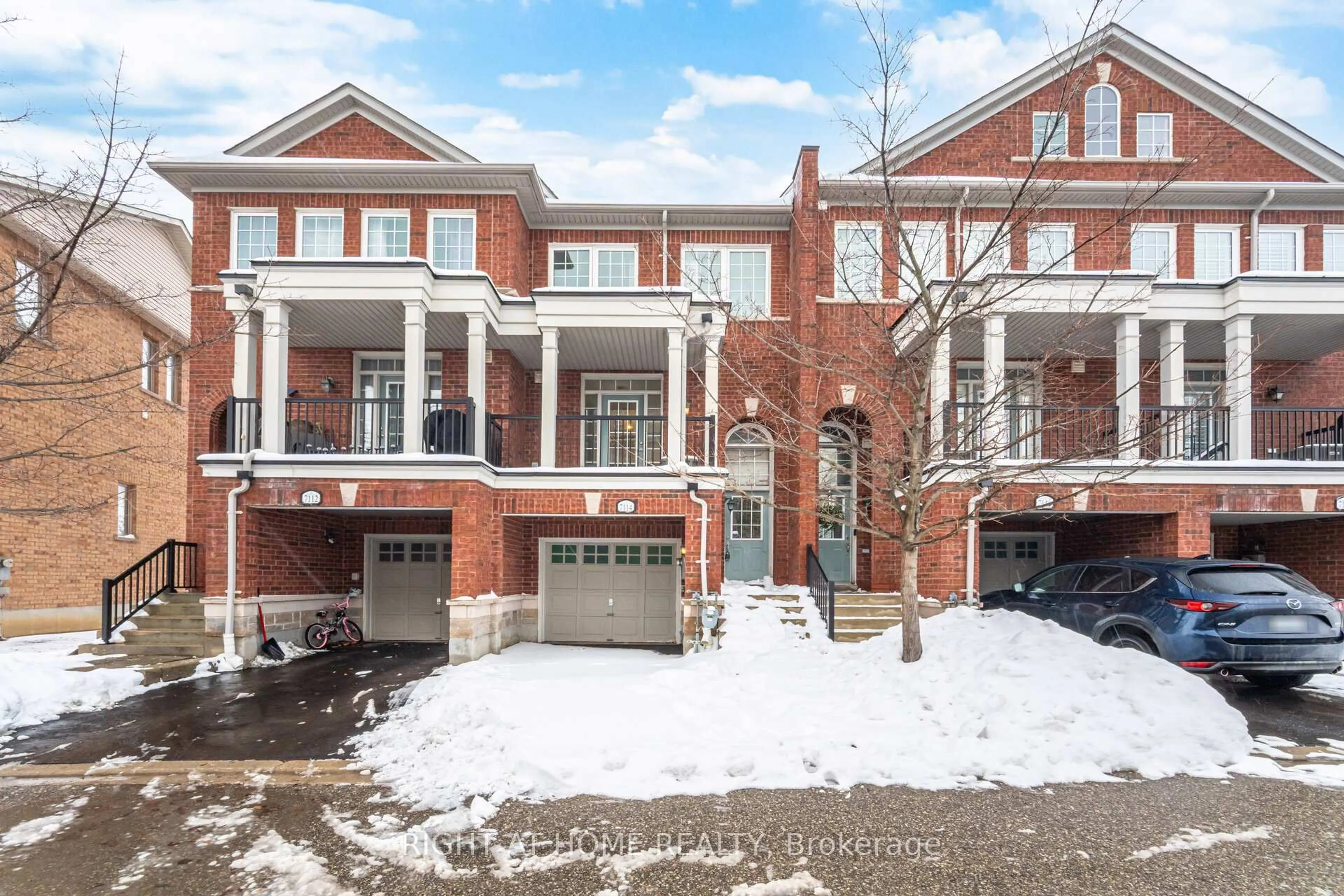 Home with brick exterior material, street for 7114 Triumph Lane, Mississauga Ontario L5N 0C5