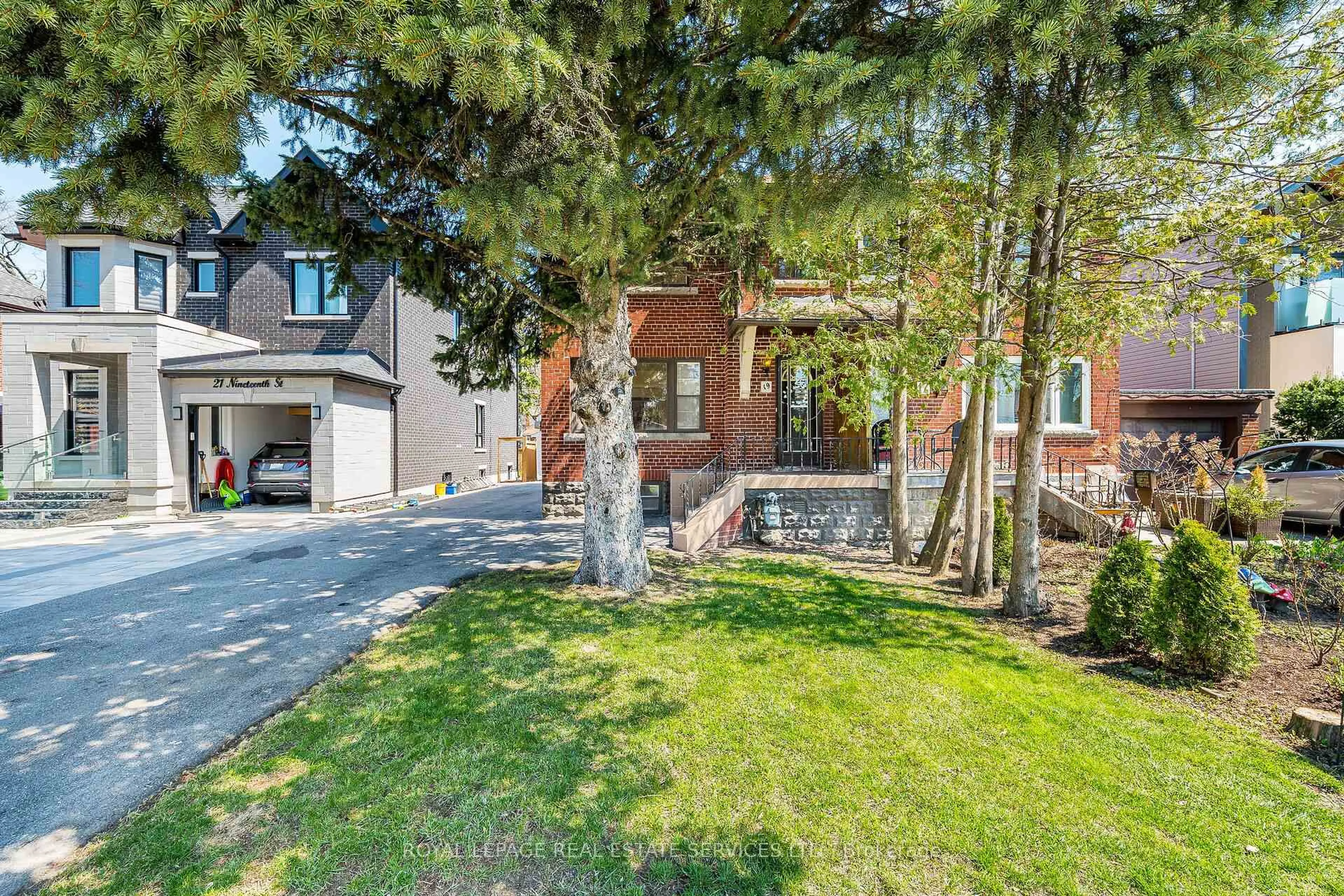 Home with brick exterior material, street for 19 Nineteenth St, Toronto Ontario M8V 3L4