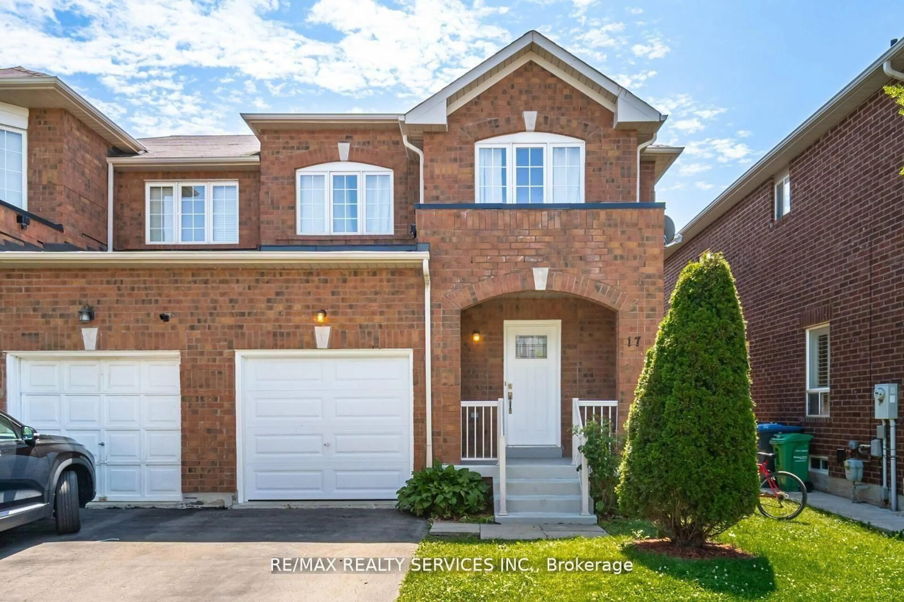 Home with brick exterior material, street for 17 Dawes Rd, Brampton Ontario L6X 0R8