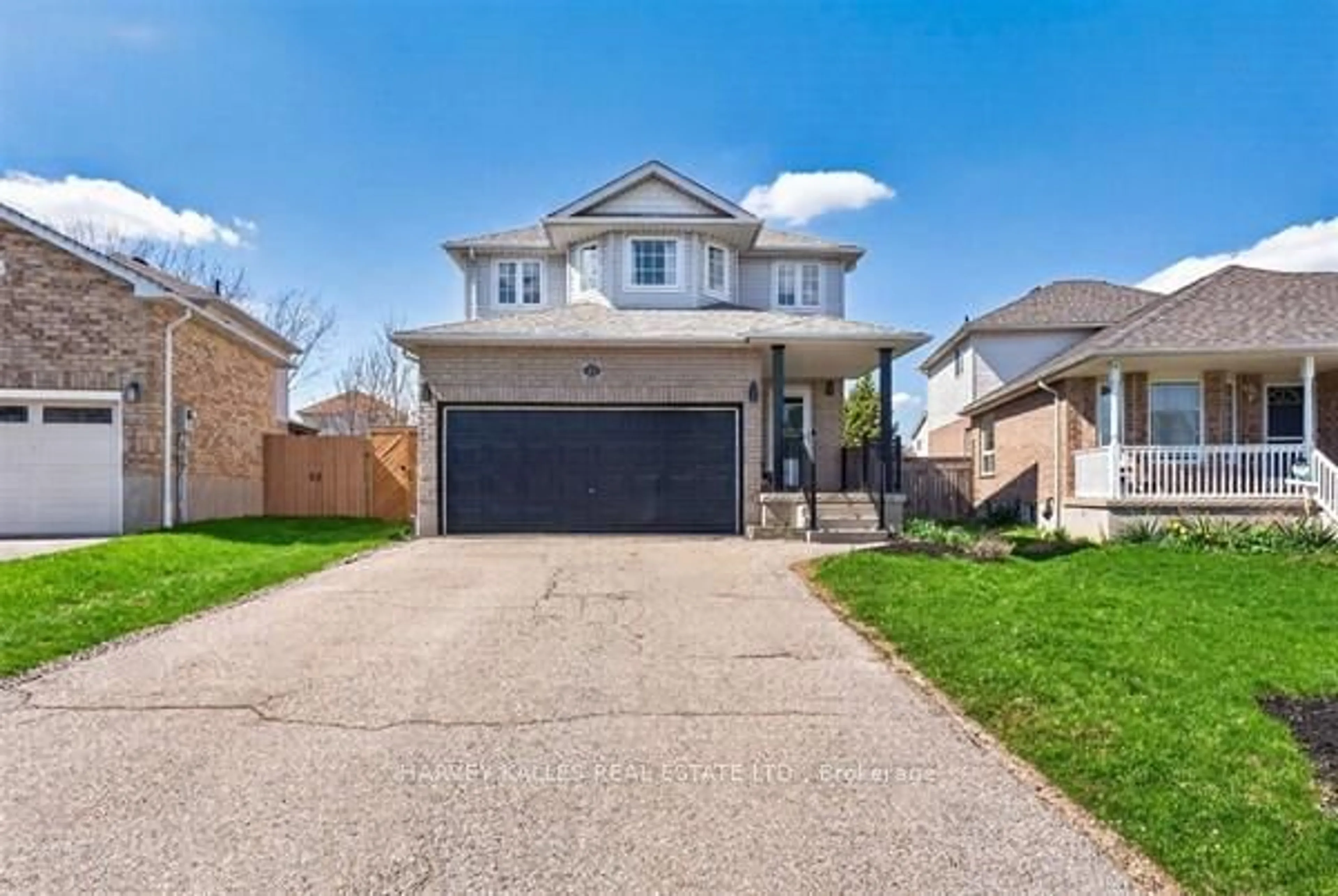 Home with brick exterior material, street for 71 Beardmore Cres, Halton Hills Ontario L7J 2Z1