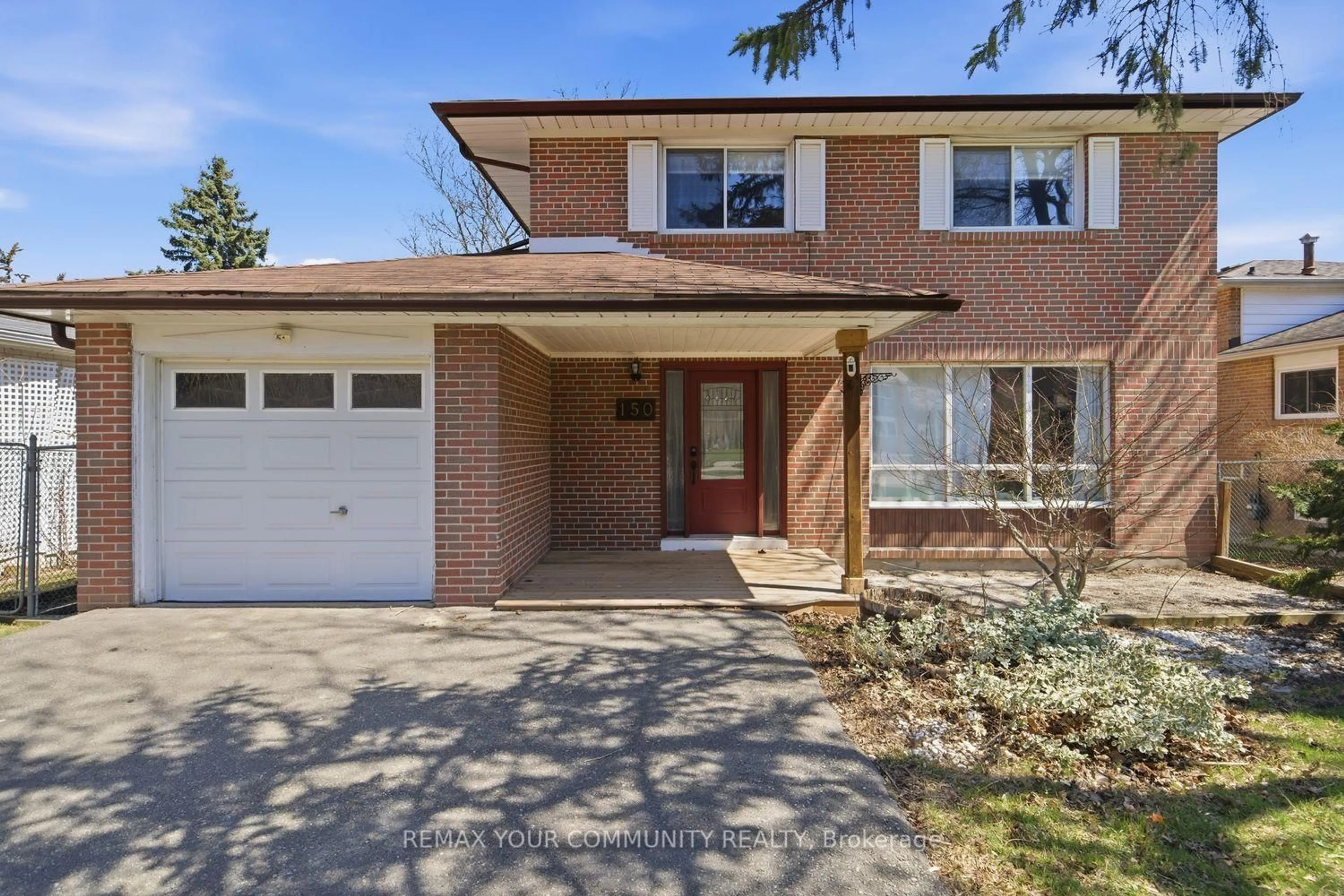 Home with brick exterior material, street for 150 connaught Cres, Caledon Ontario L7E 2S4