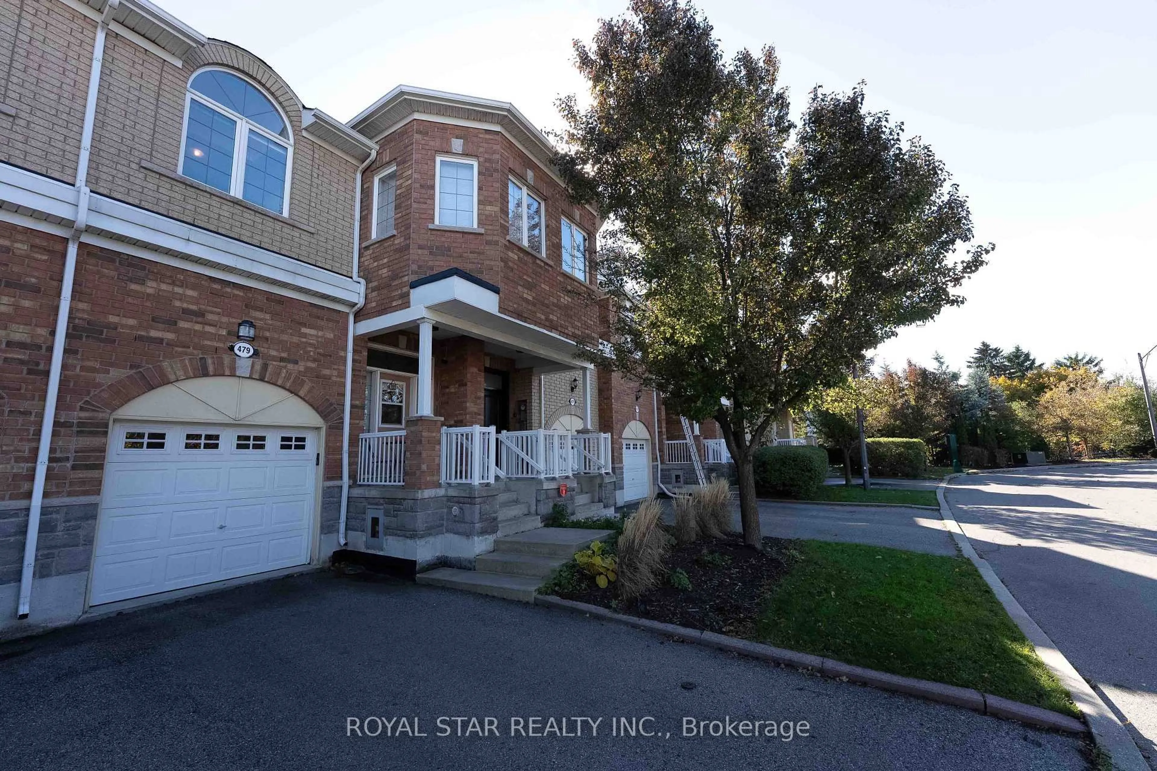 A pic from outside/outdoor area/front of a property/back of a property/a pic from drone, street for 479 Vodden St, Brampton Ontario L6S 0C7